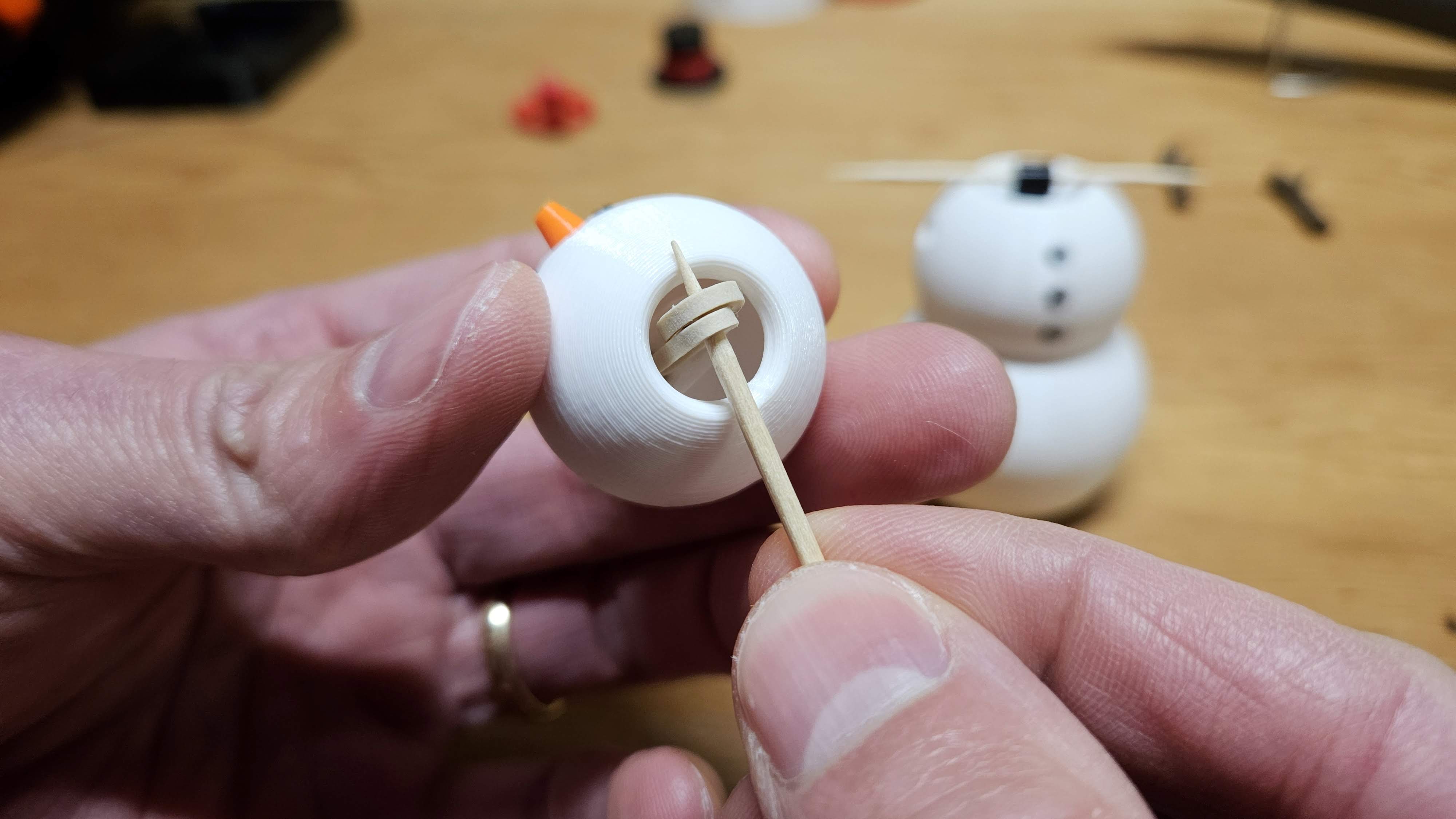 Snowman Assembly Hook — miniatura 2