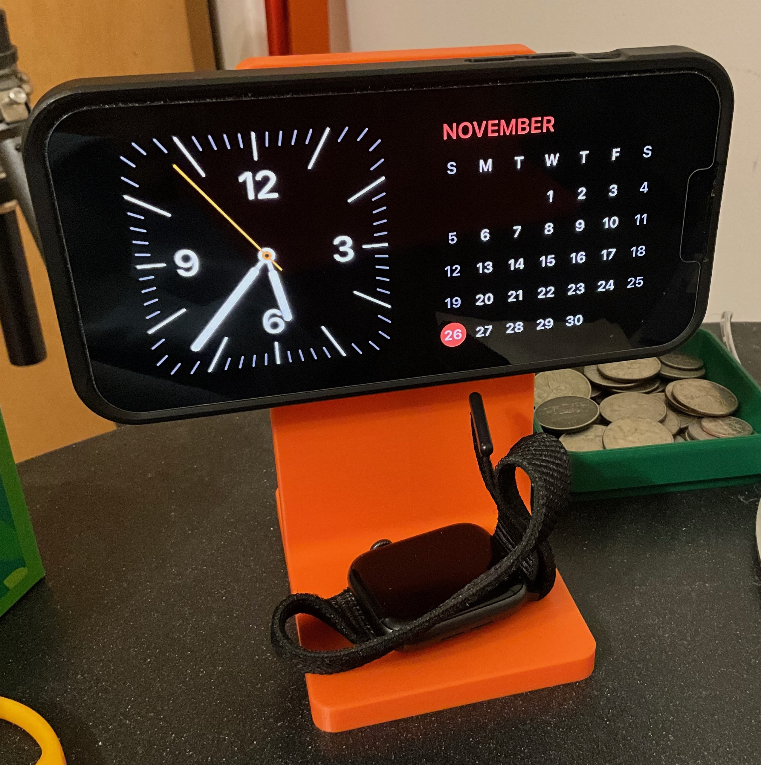 iphone 13 pro max nightstand mode