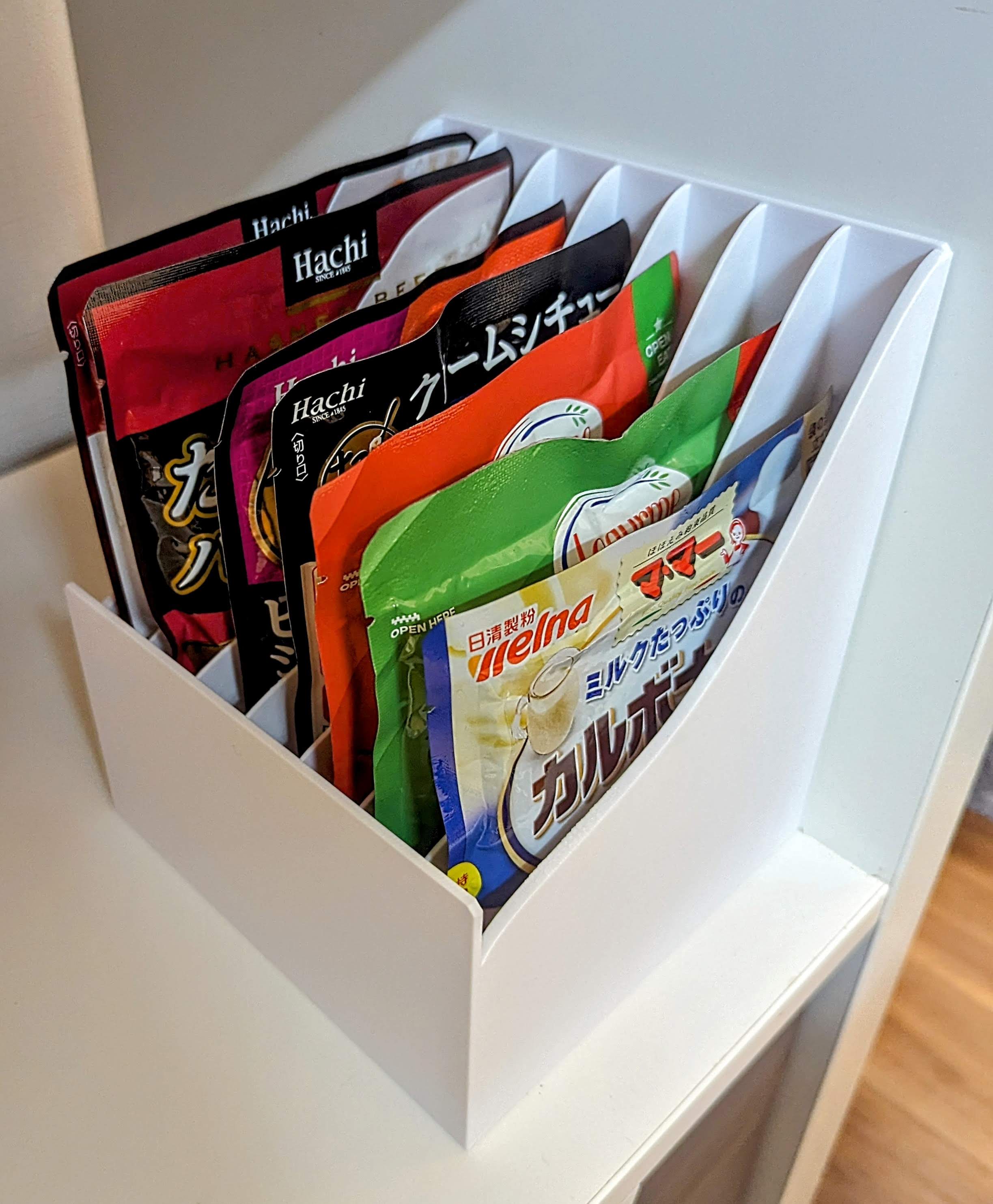 Food pouch organizer (Retort, MRE, cat food, etc). Curved design makes ...