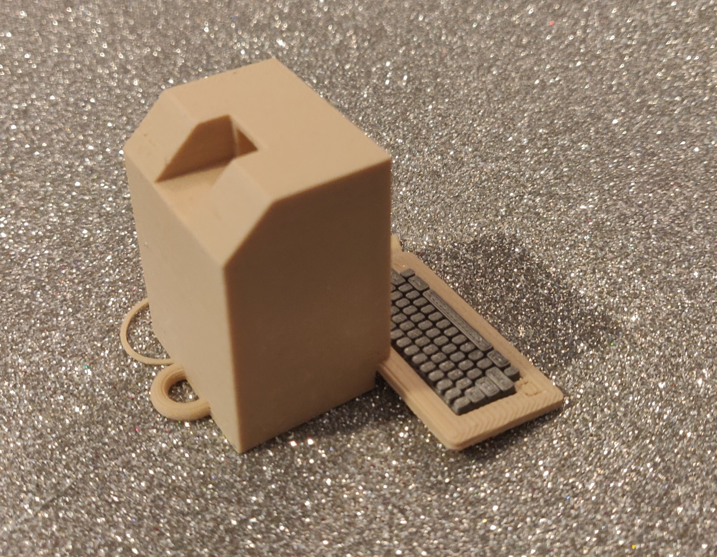 Macintosh 1 Keychains by IM3D Lab Download free STL model