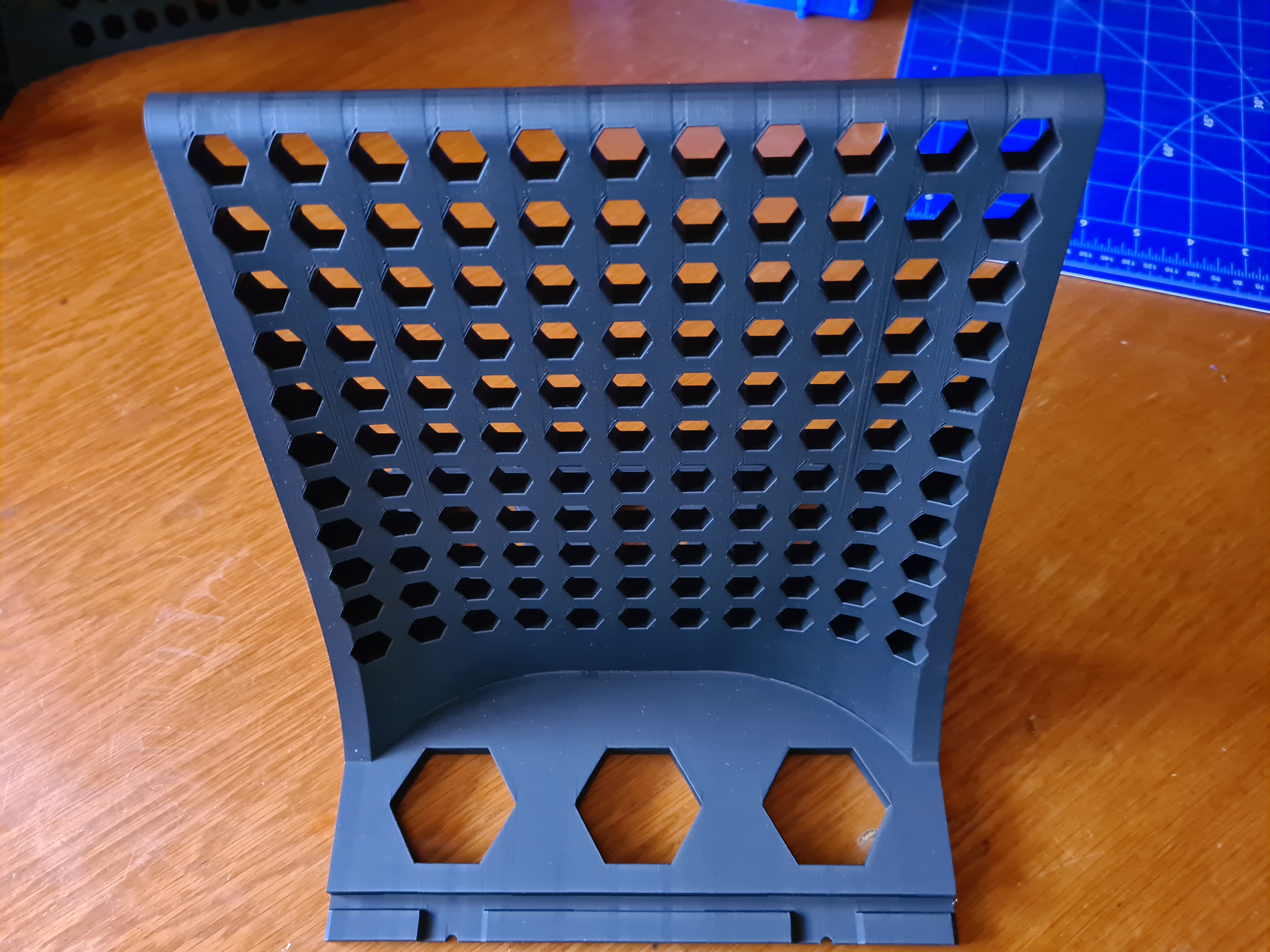 Miniatura 15 do modelo 3D Wall Mounted Shoe Stacker