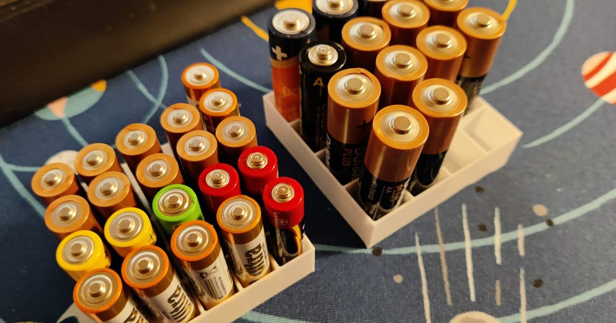 Simple and fast AA and AAA battery holder & organizer by Higany