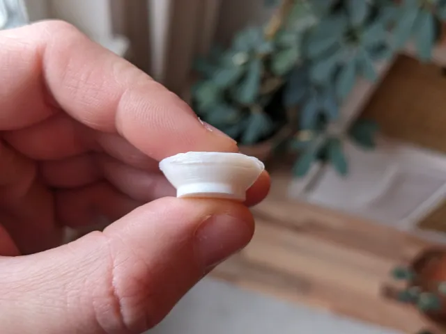 Round Overhang Test