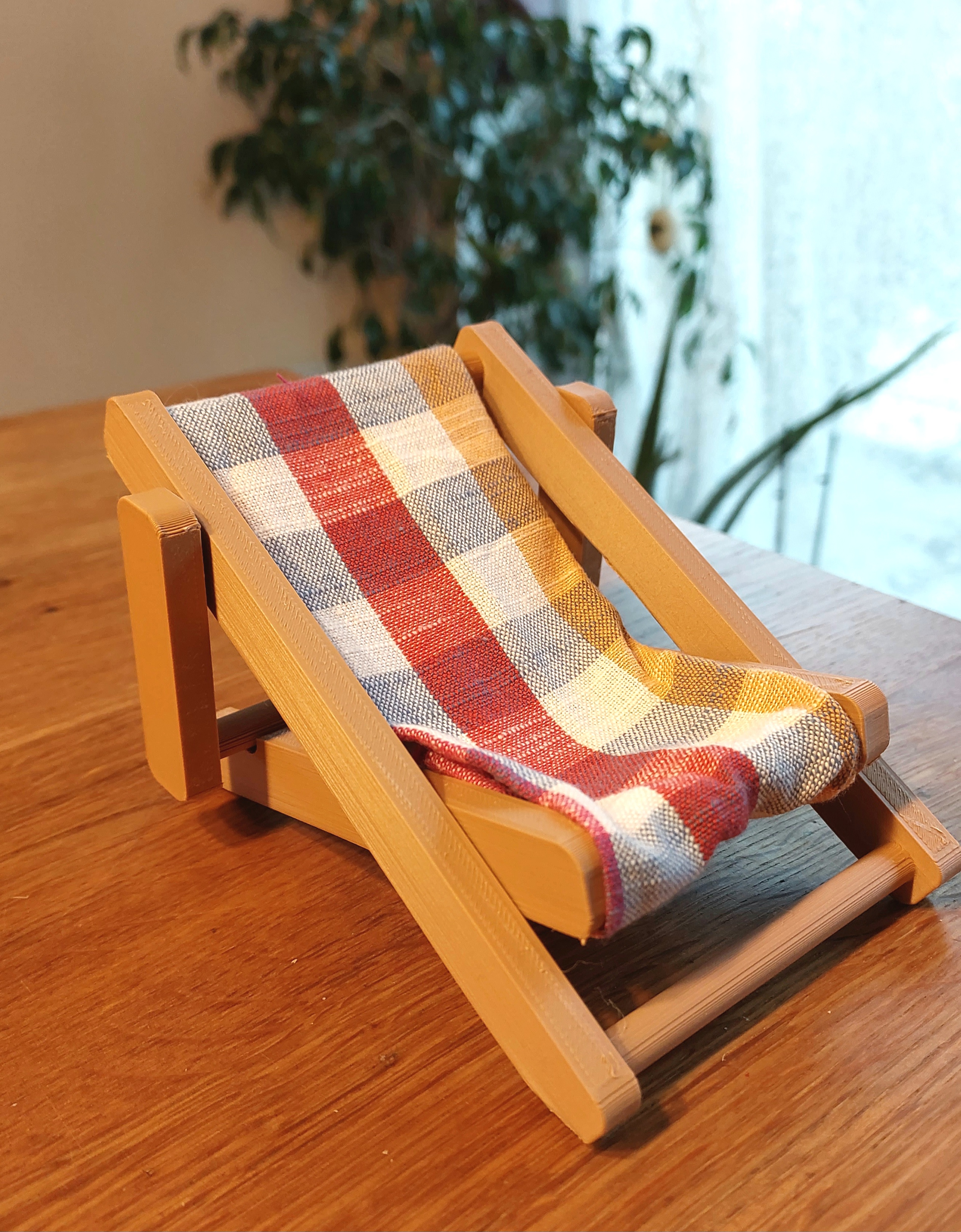Folding deck chair for the Elf on the shelf/Klappstuhl