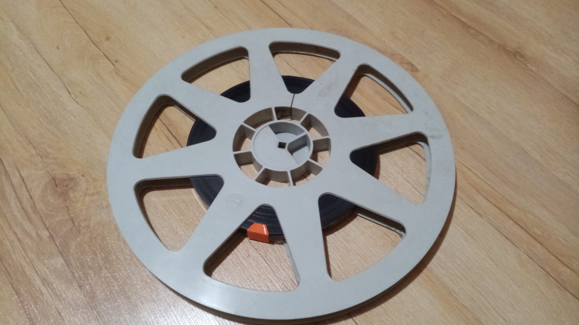 16mm Film Reel Clip by holec Download free STL model
