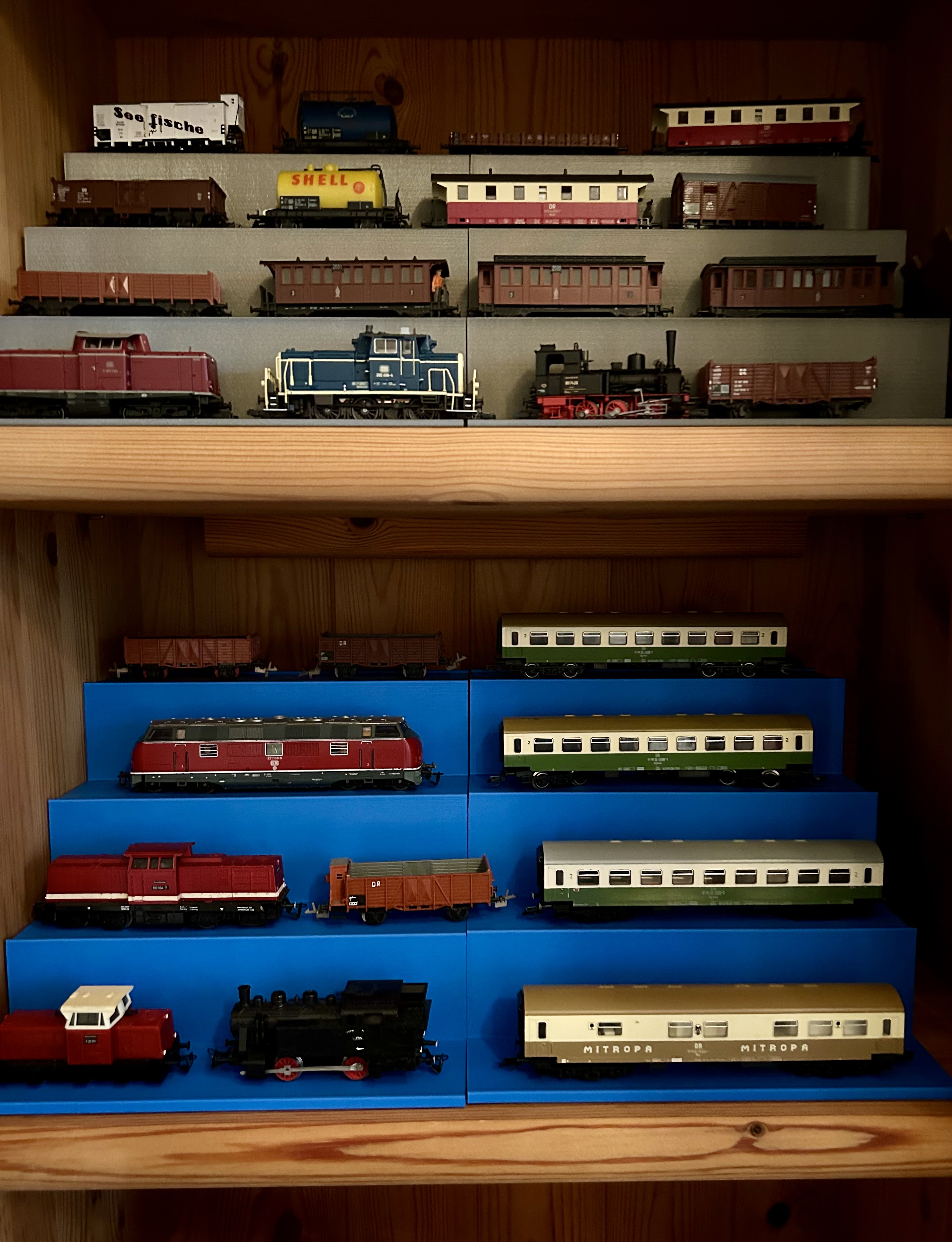 Model Railway Showcase Modellbahn Vitrinentreppe H0 , TT und N