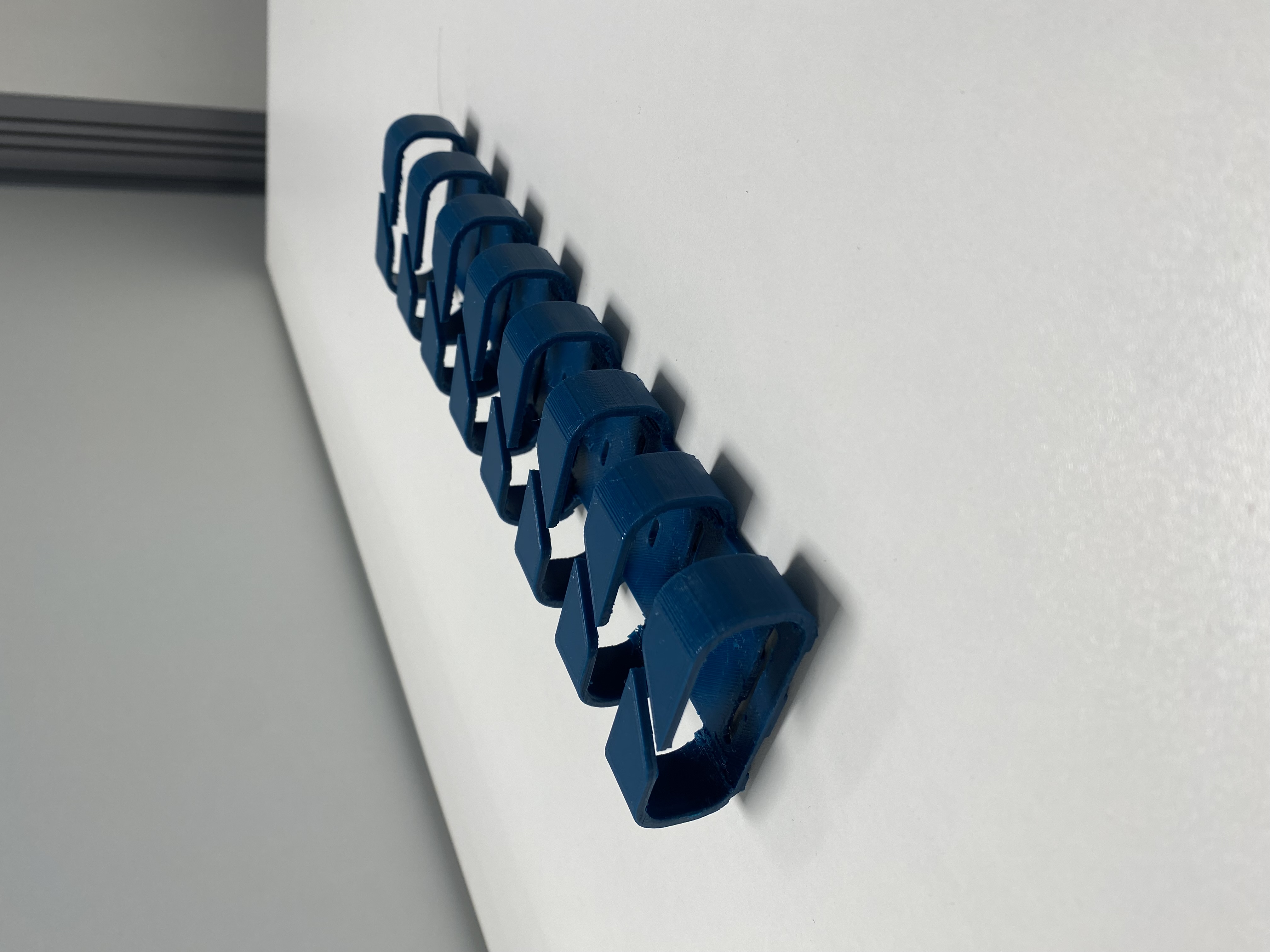 Cable organizer
