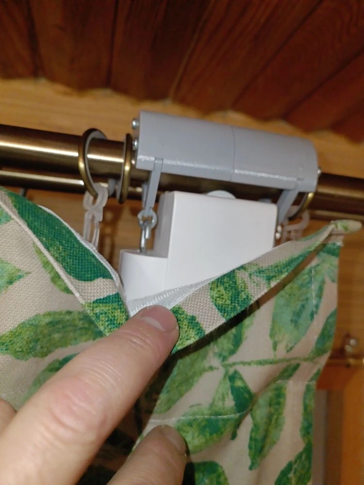 fixing the aqara e1 sliding curtain motor to a pipe less than 25 mm in diameter.