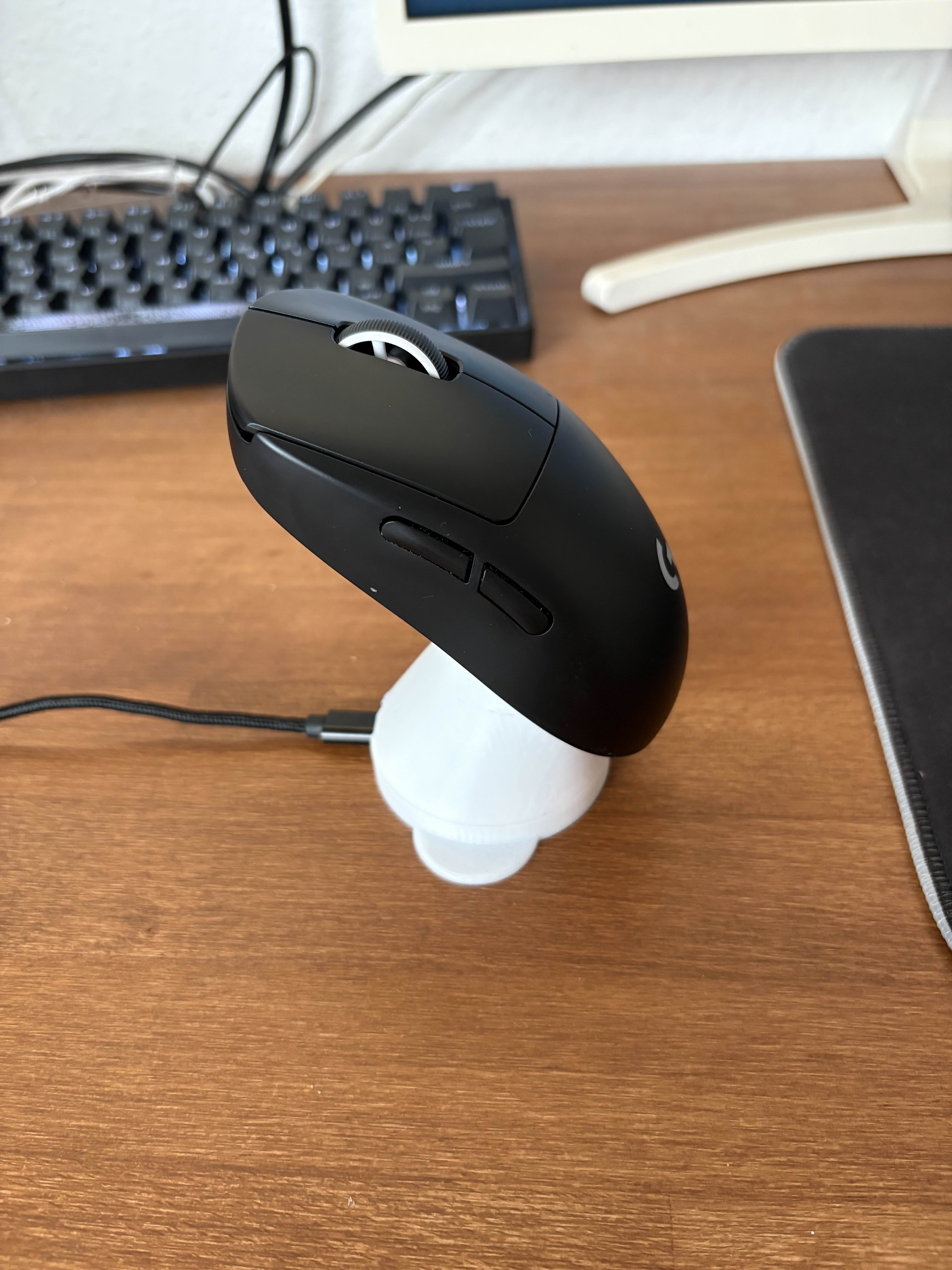 USB-C Logitech Wireless Mouse Charging Dock — miniatura 4