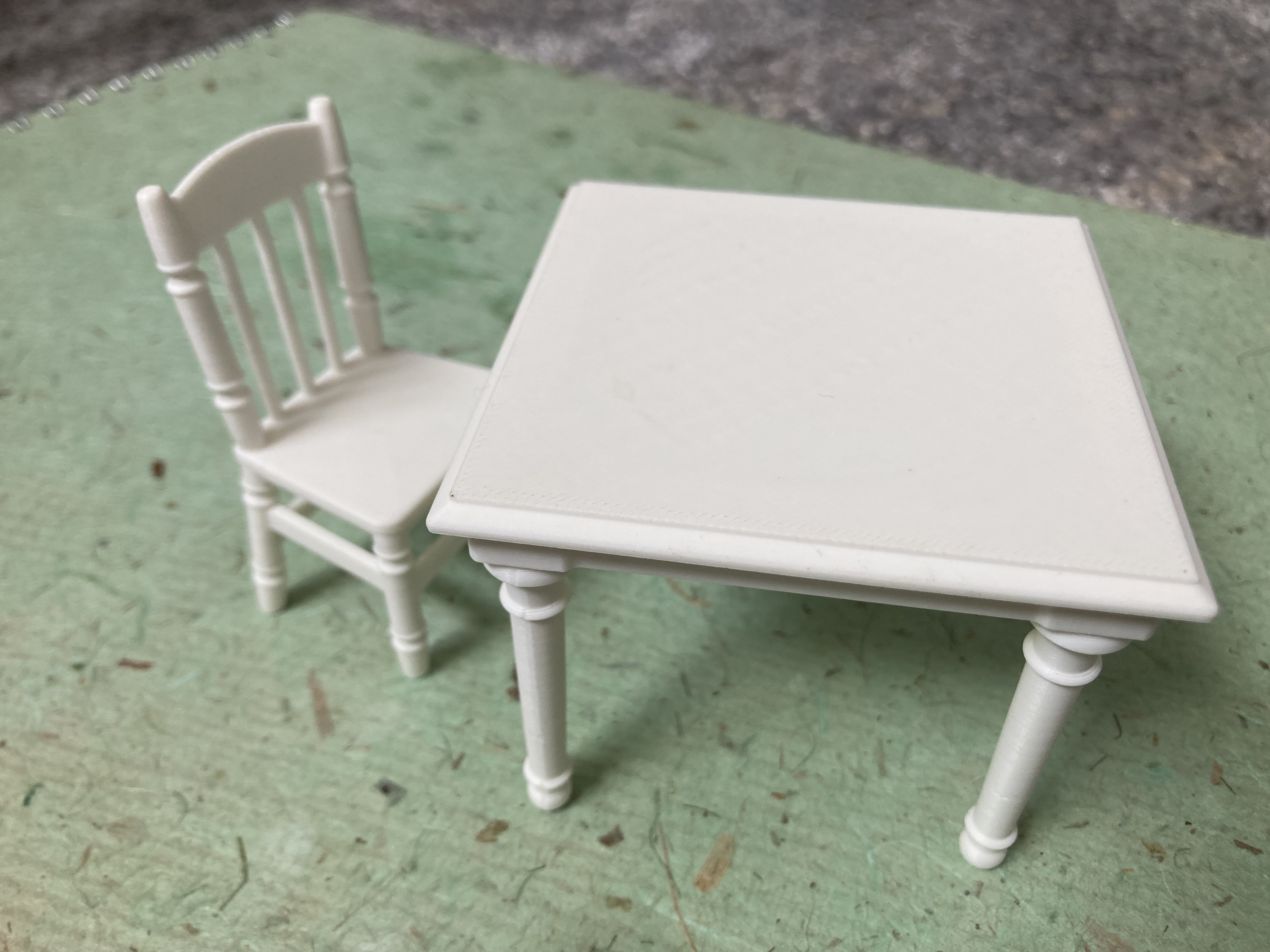 Miniatura 3 do modelo 3D Chair & Table set