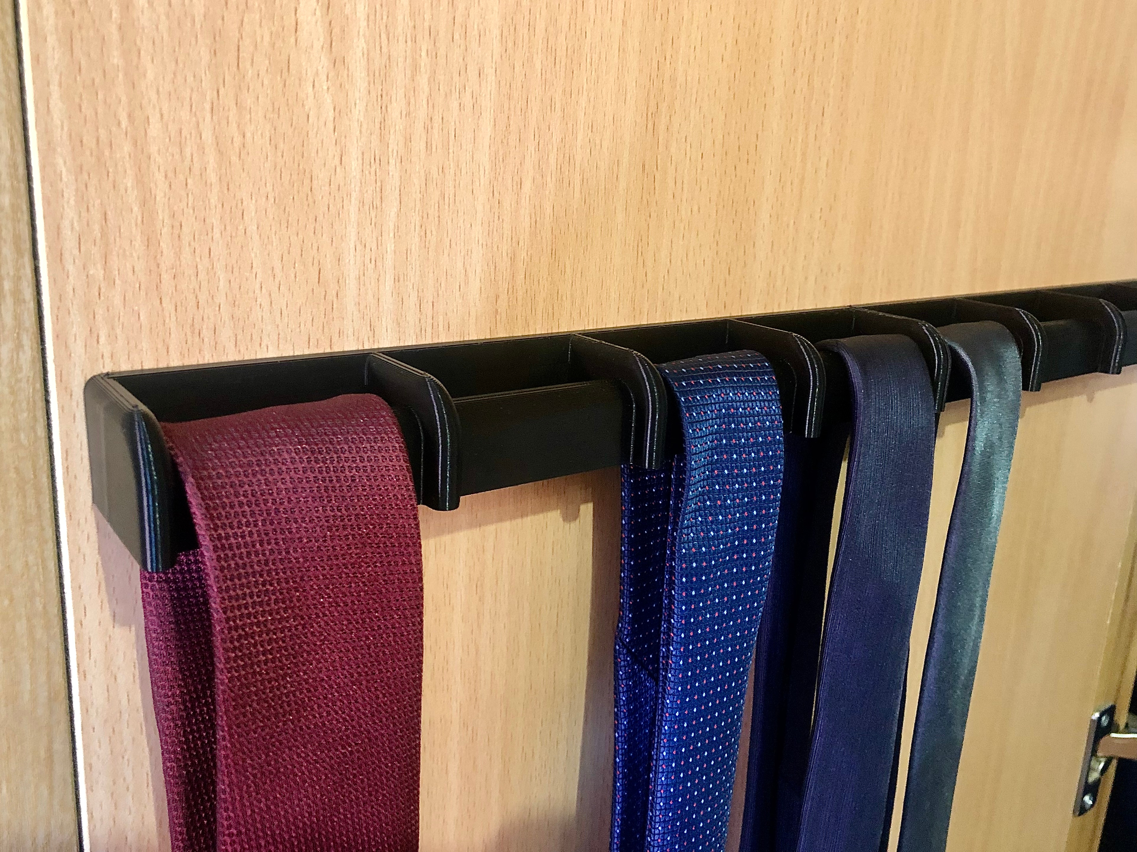 Miniatura 2 do modelo 3D Double Tie Rack
