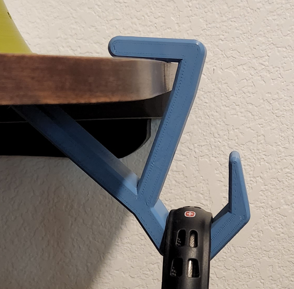 Miniatura 3 do modelo 3D Backpack Hook