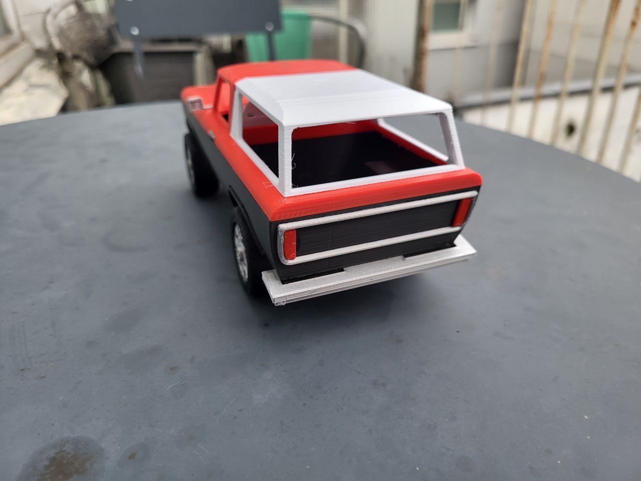 Miniatura 4 do modelo 3D 78 FORD BRONCO MODELKIT