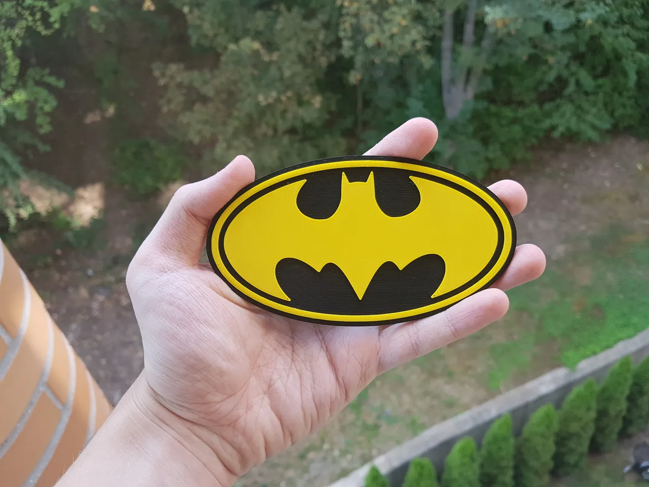 Batman Logo Magnet by Synth3D, Download free STL model