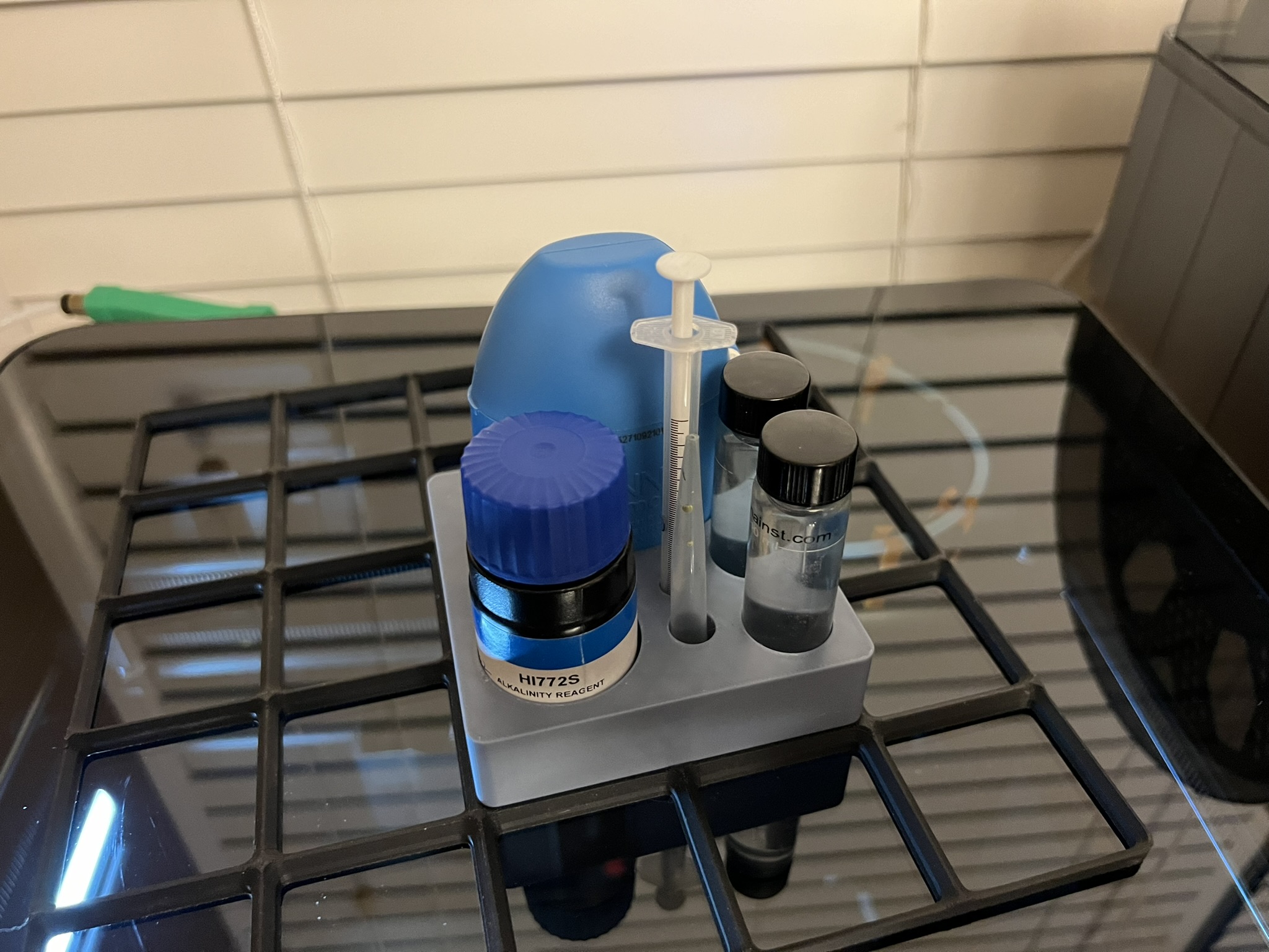 Hanna Alkalinity Test Kit Gridfinity by Justin Lauck Download free