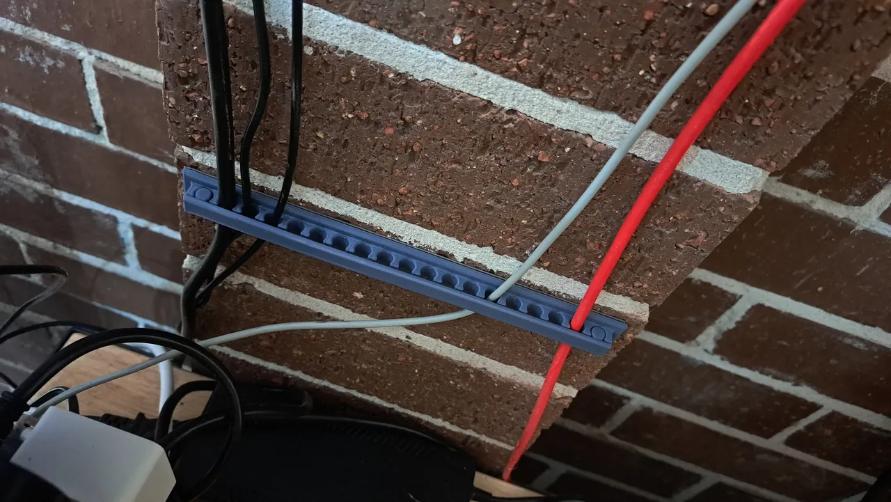 Extended version of cable management by Jan Marsal by Anthony S ...