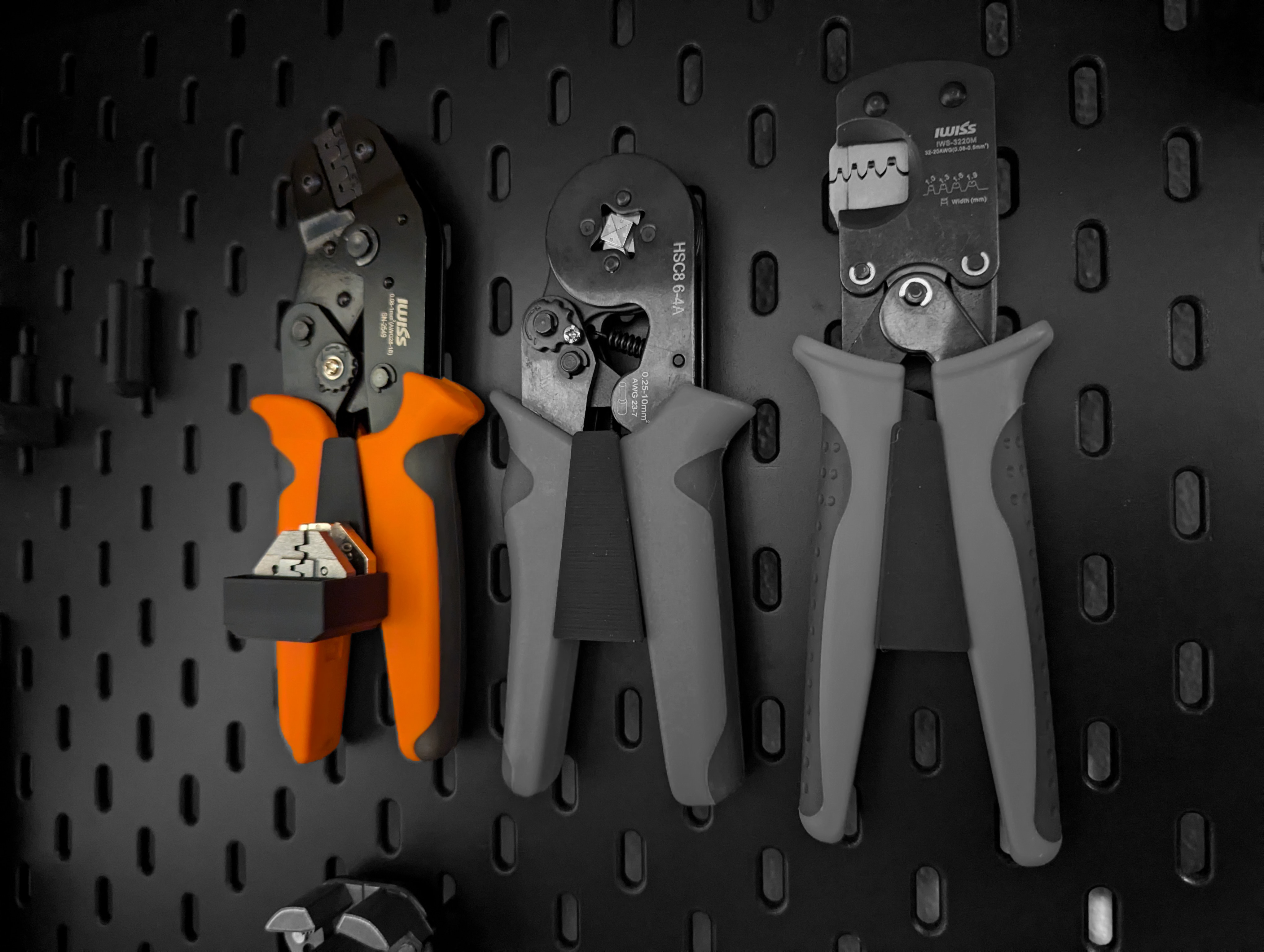 Ratcheting crimping plier + spare jaw (IWISS SN) holder for IKEA SKADIS / UPPSPEL
