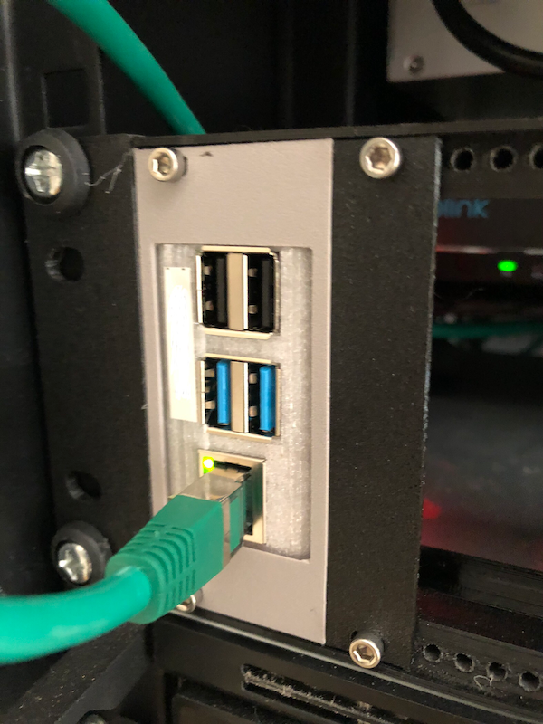 RackRPi pi4 w/ POE+ module