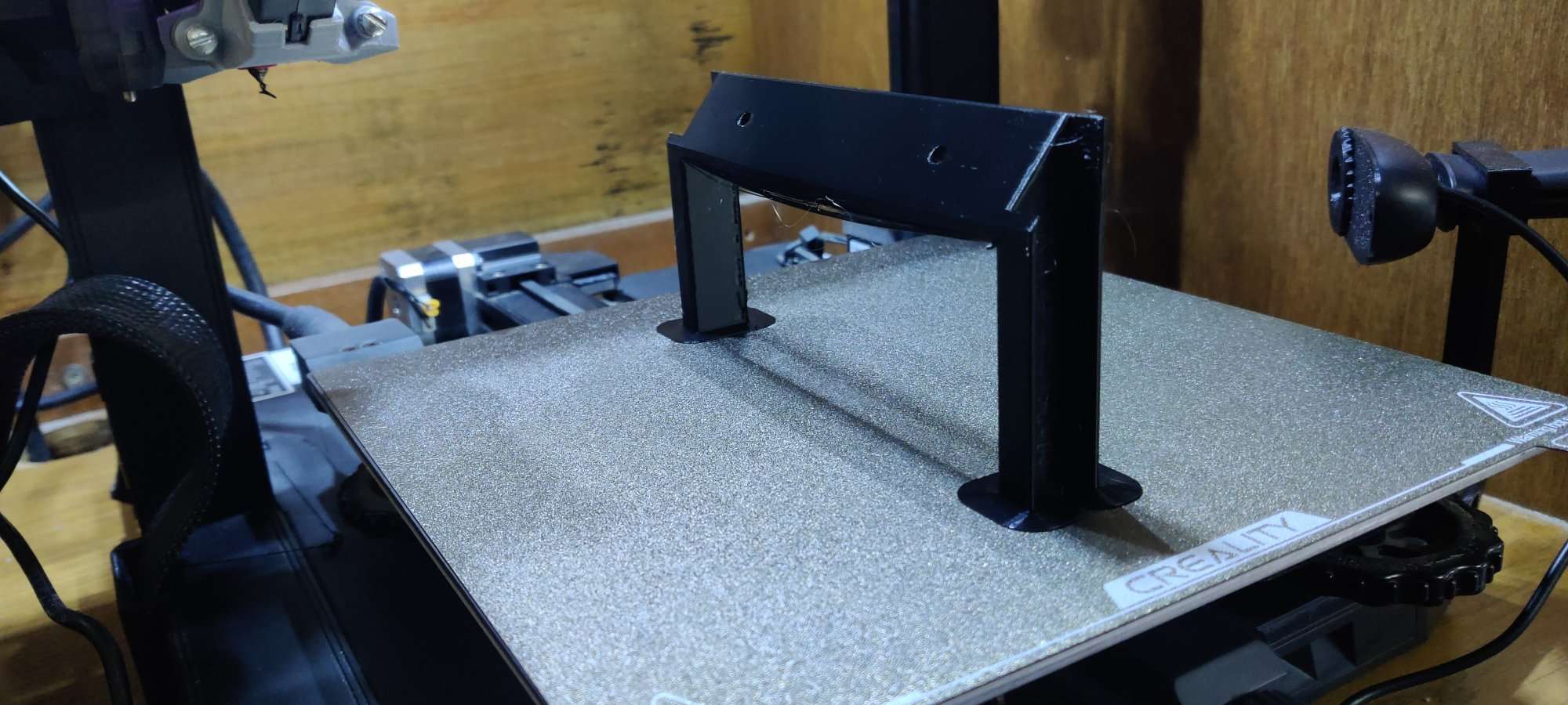 Sonicpad removable mount for cabinet