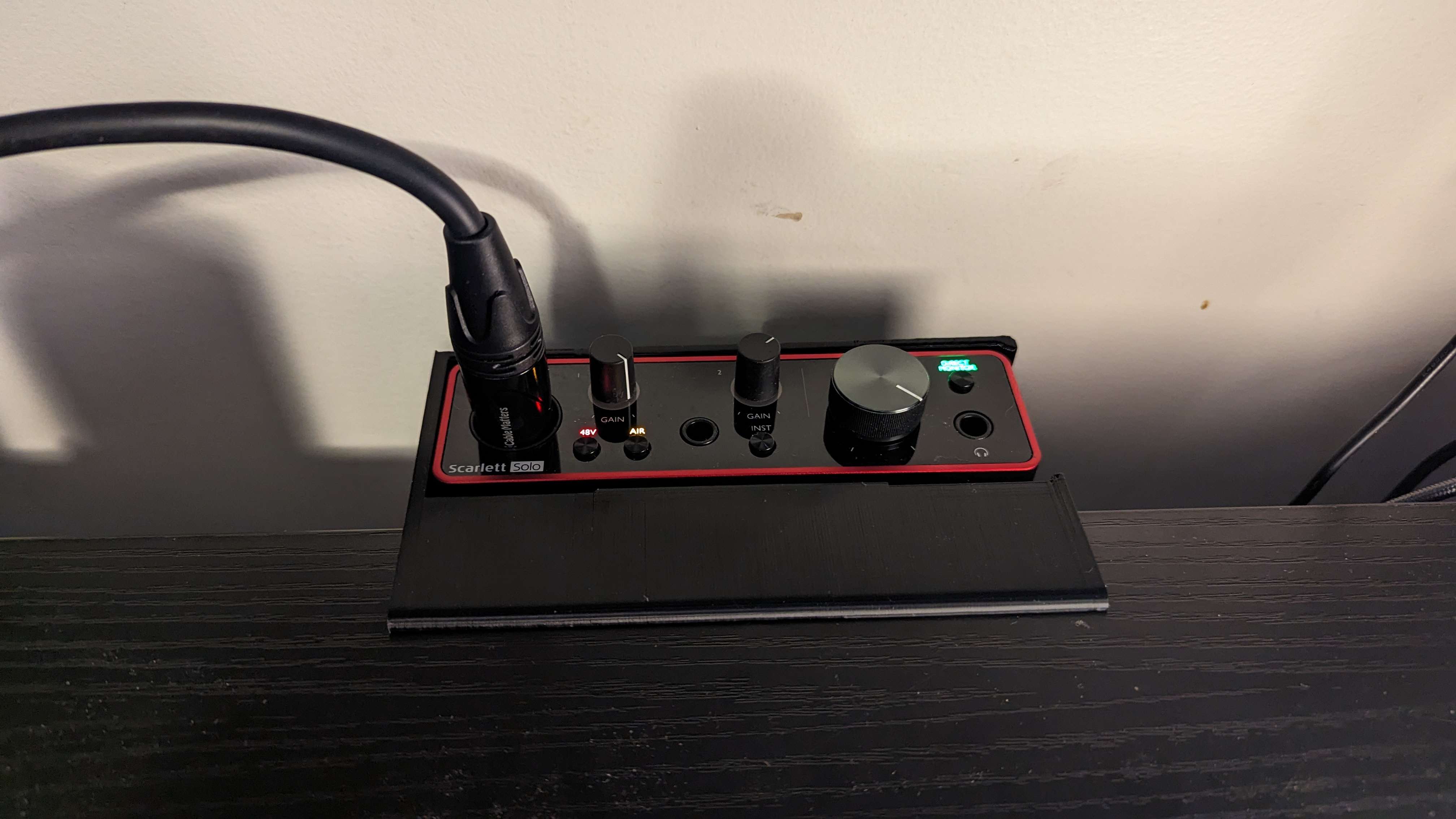 Scarlett Solor 3rd Gen Desk Mount