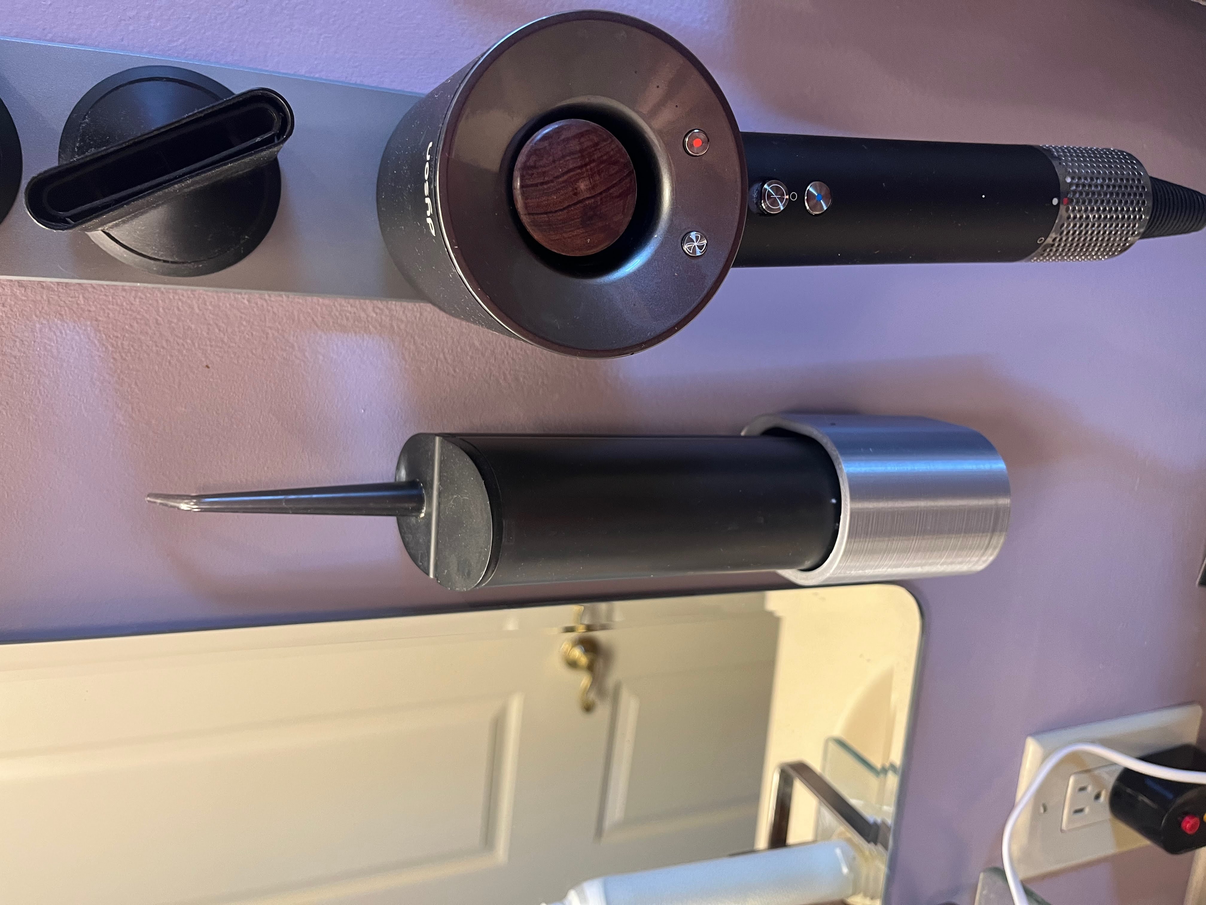 Quip Water Flosser Wall Mount