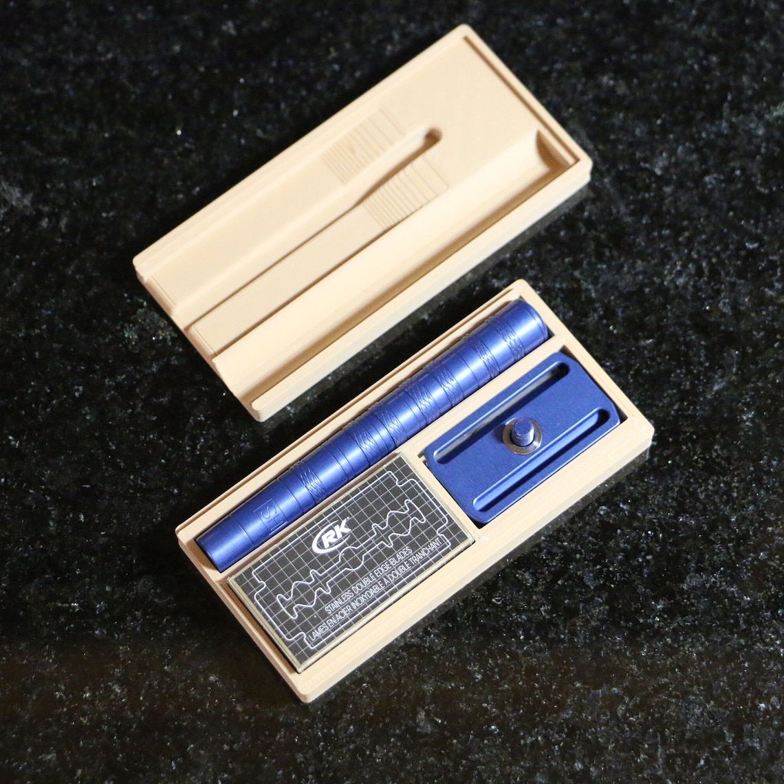 Henson Razor Travel Case Storage Box by Theo Lacour Printables Store