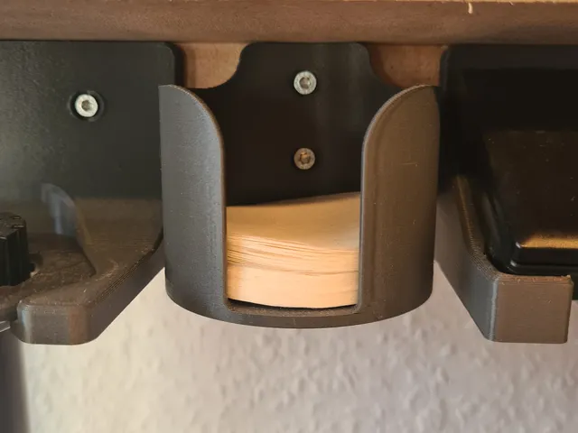 AeroPress Filter Holder