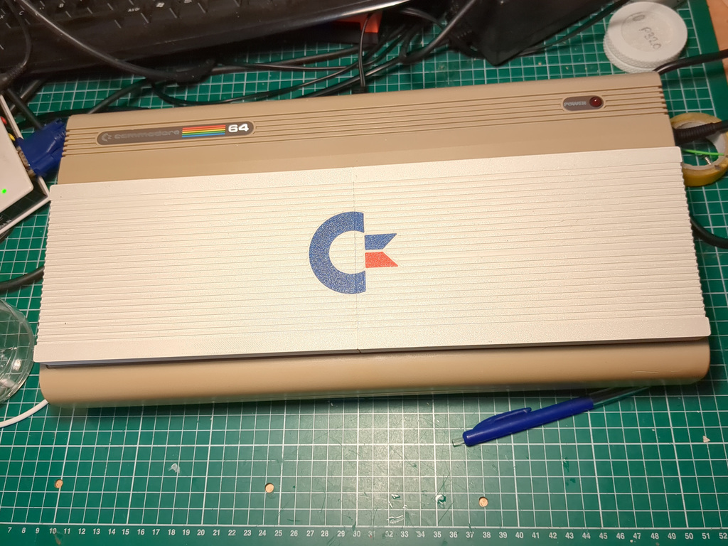 Commodore 64/Vic20 dustcover — miniatura 2