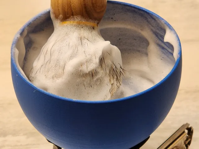Shaving/Lathering Bowl with handle & stand