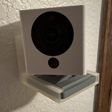 Wyze Cam V2 Horizontal Wall Mount using Medium Command Velcro Hangers