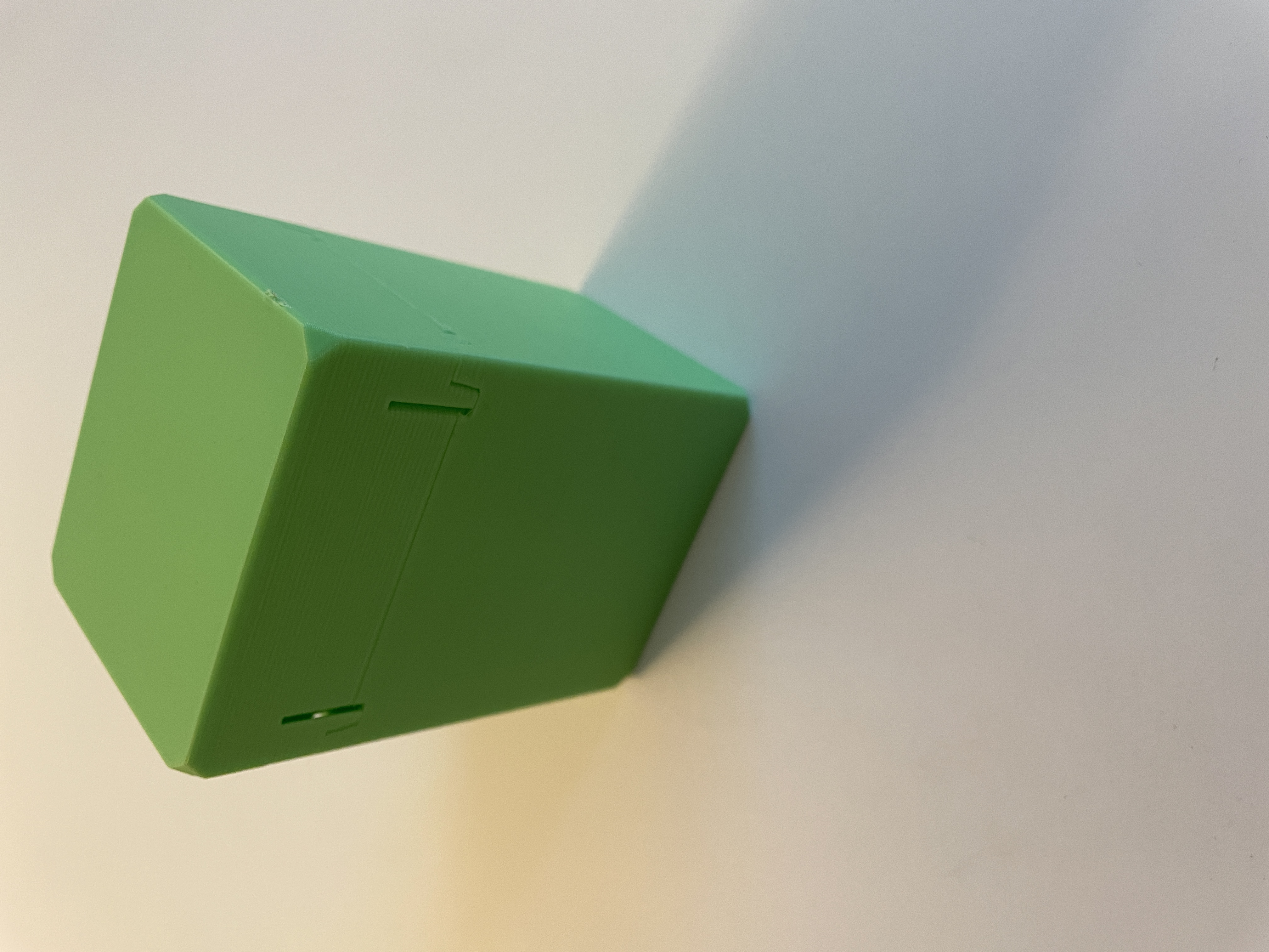 Deck Box, 80 Cards with Single Sleeve