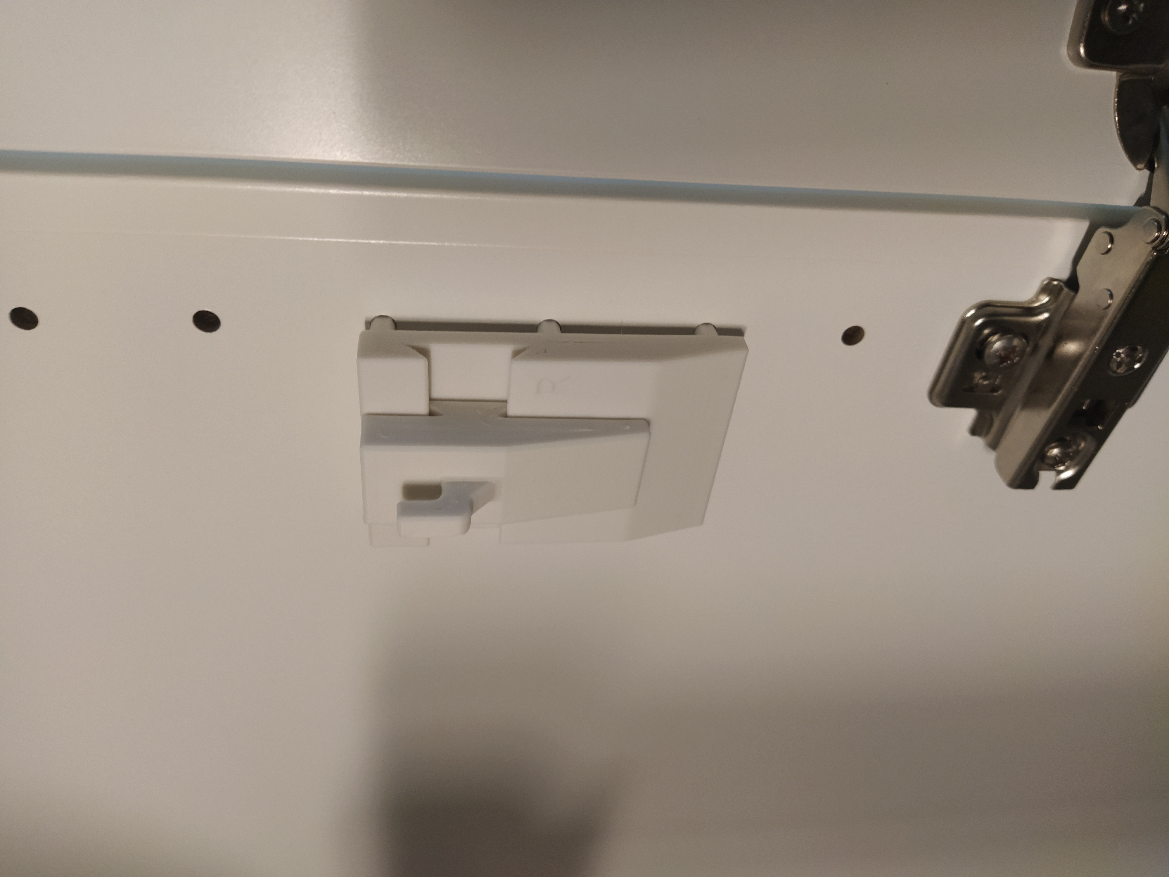 IKEA PAX holder for Skadis board