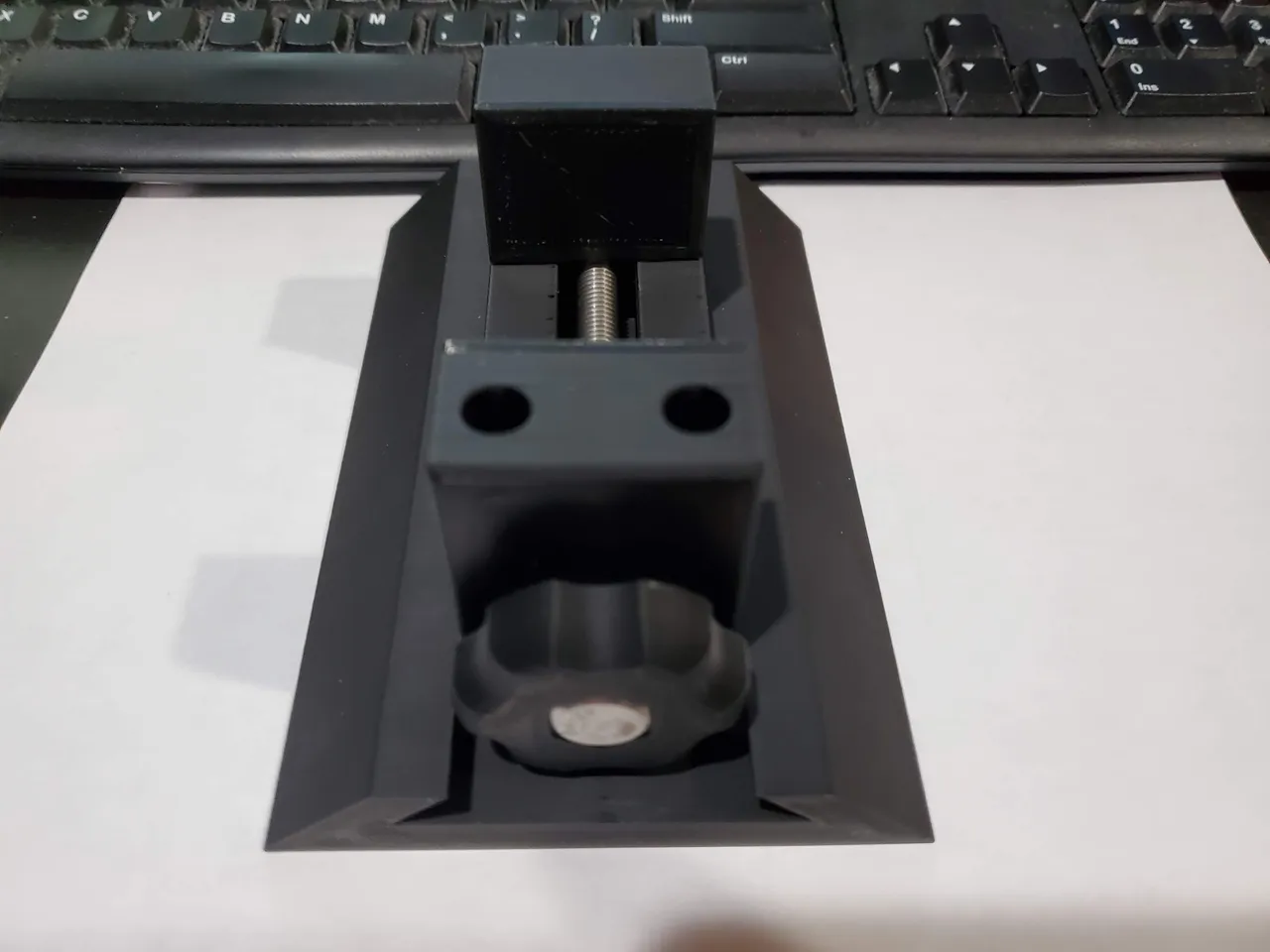 Table Stabilizer Wall Clamp by Corpulent | Download free STL model ...