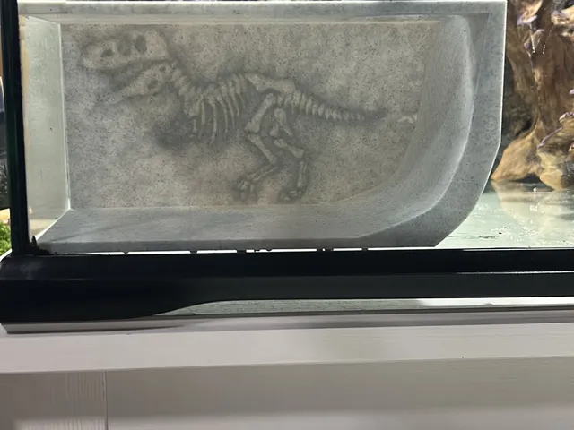 Prehistoric Dinosaur Skeleton Gecko Cave – Detailed 3D Printable Reptile Hide and Terrarium Decoration