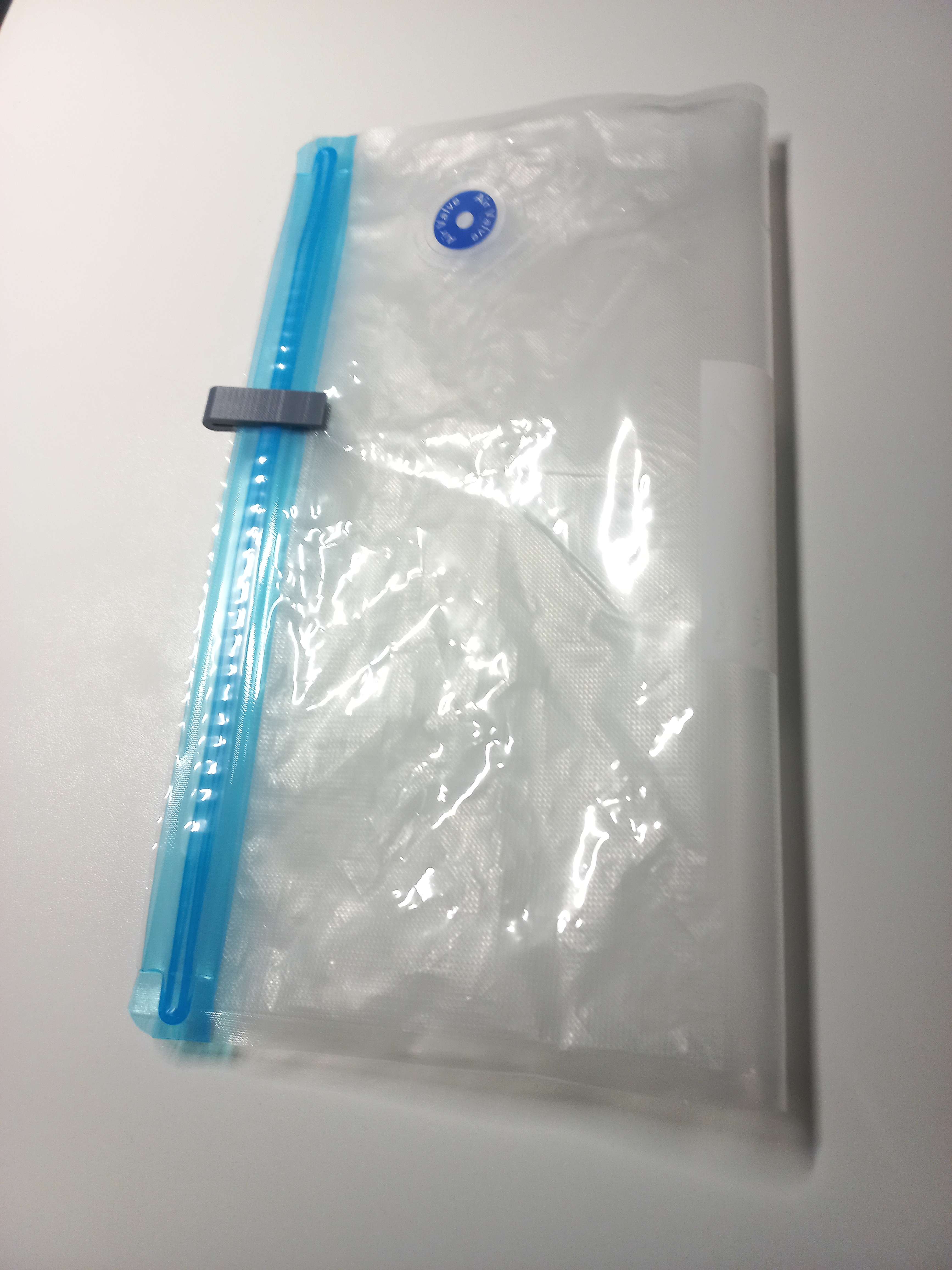 Vacuum Bag Seal Clip (fusion360)