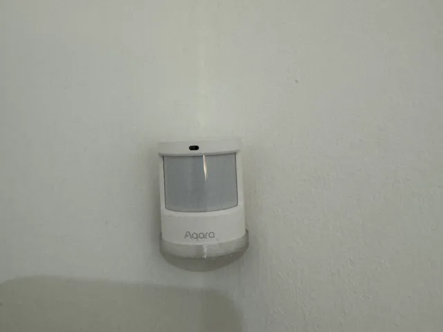 AQARA P1 Motion Sensor Corner Mount 10Degrees