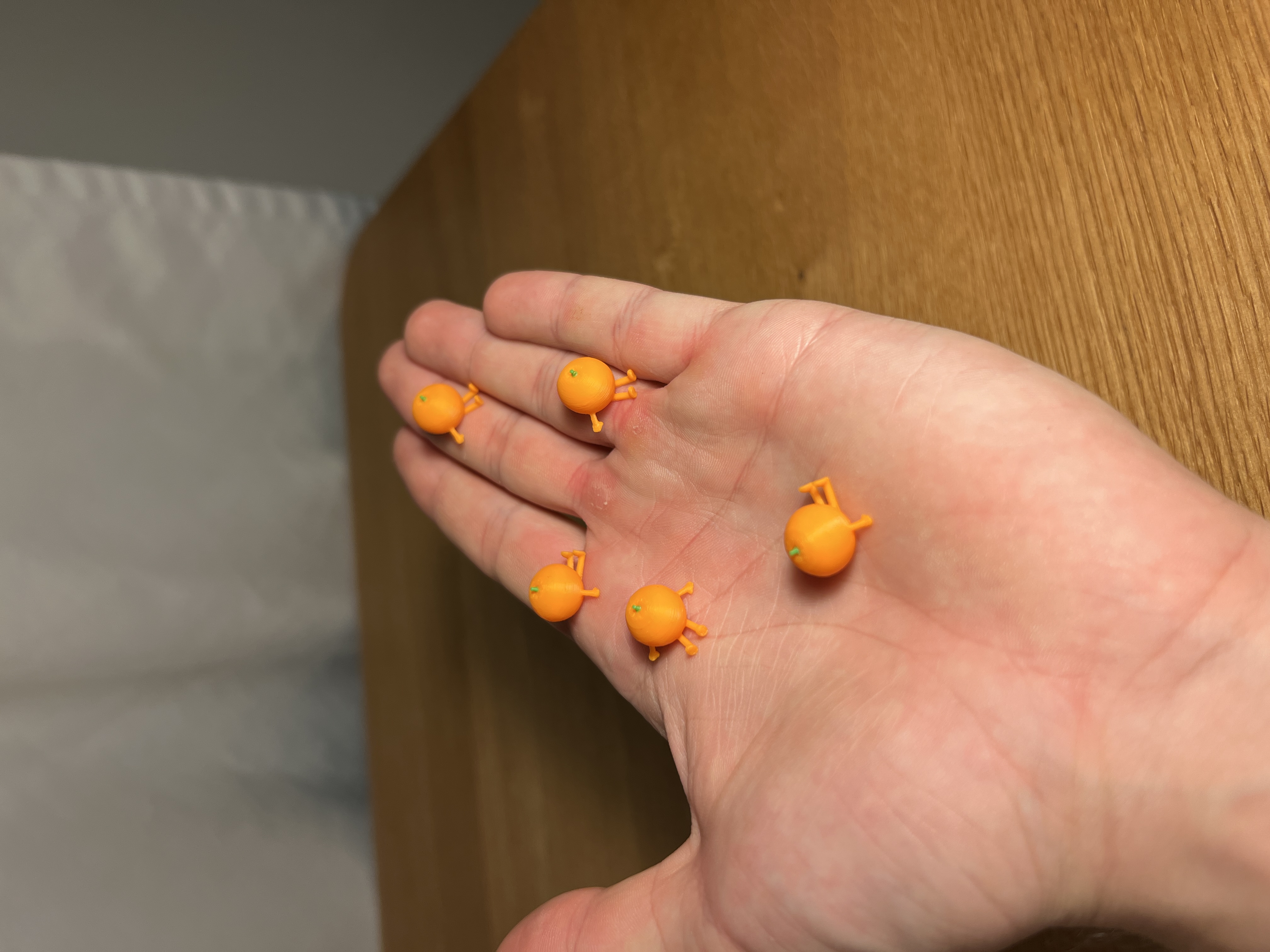 Miniatura 2 do modelo 3D Mini Orange Buddy