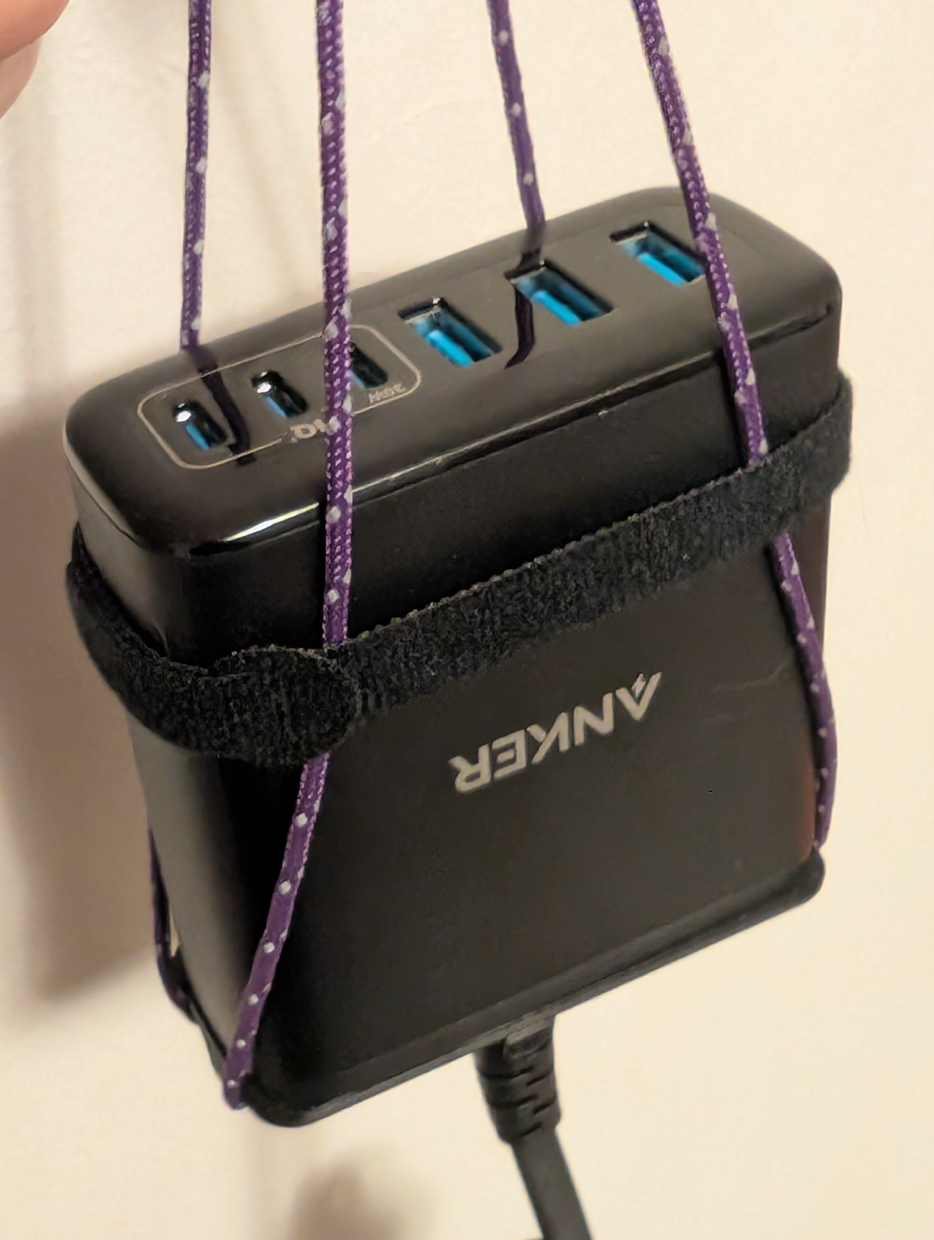 Hanger for Anker 112w 6-port charger