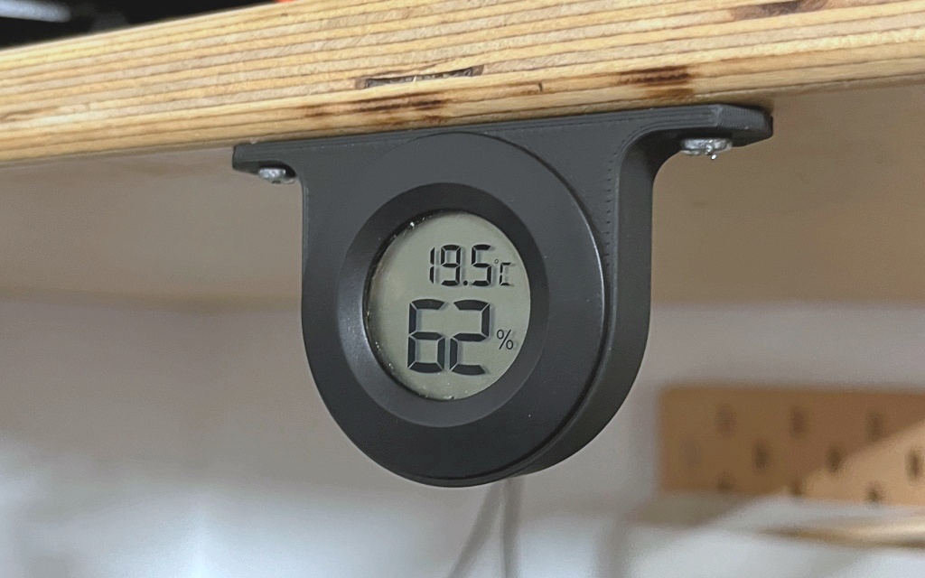 Thermo / Hygrometer Halterung by Hugo Download free STL model