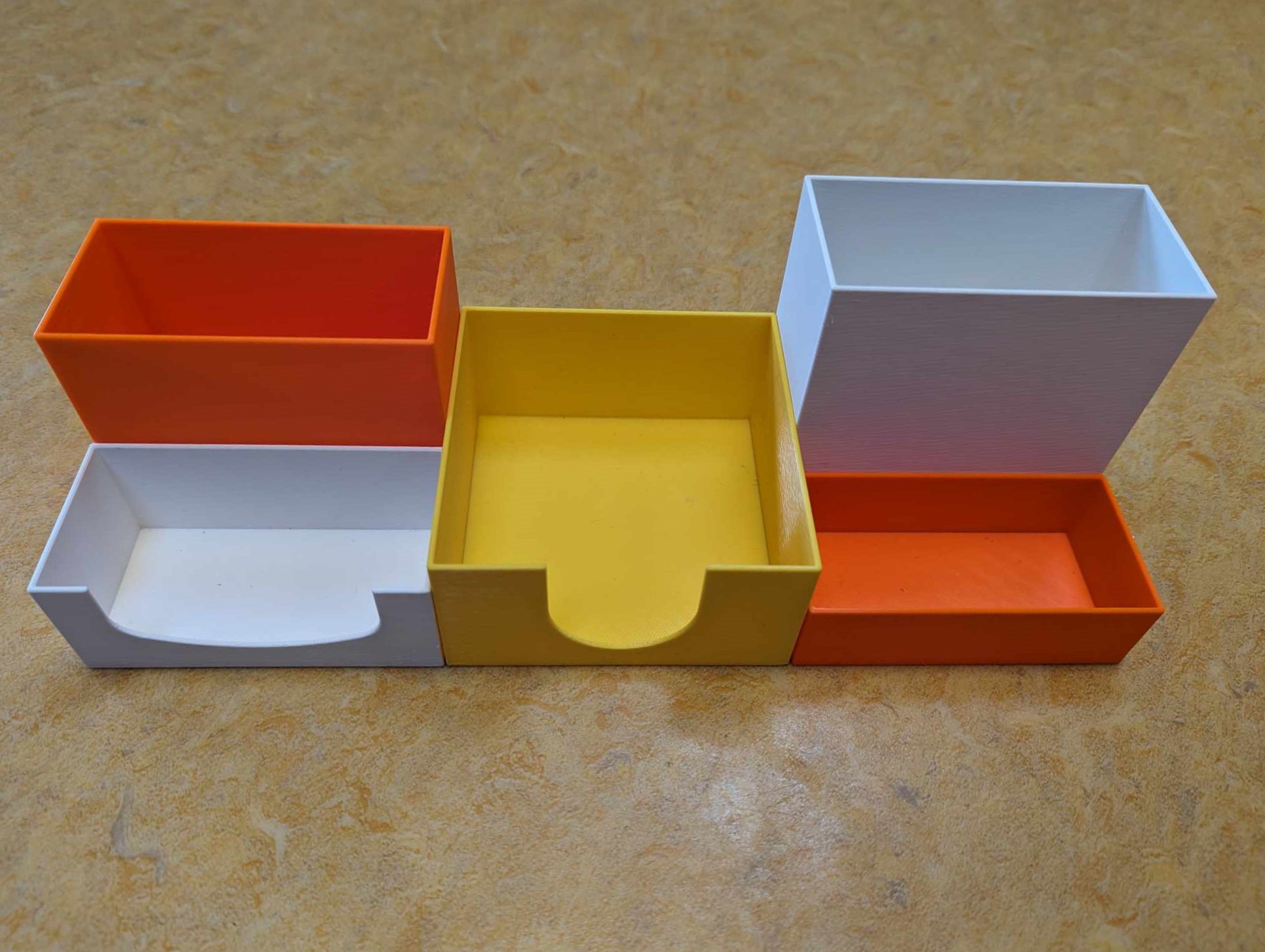 Customizable desk organizer by zveriond | Download free STL model ...