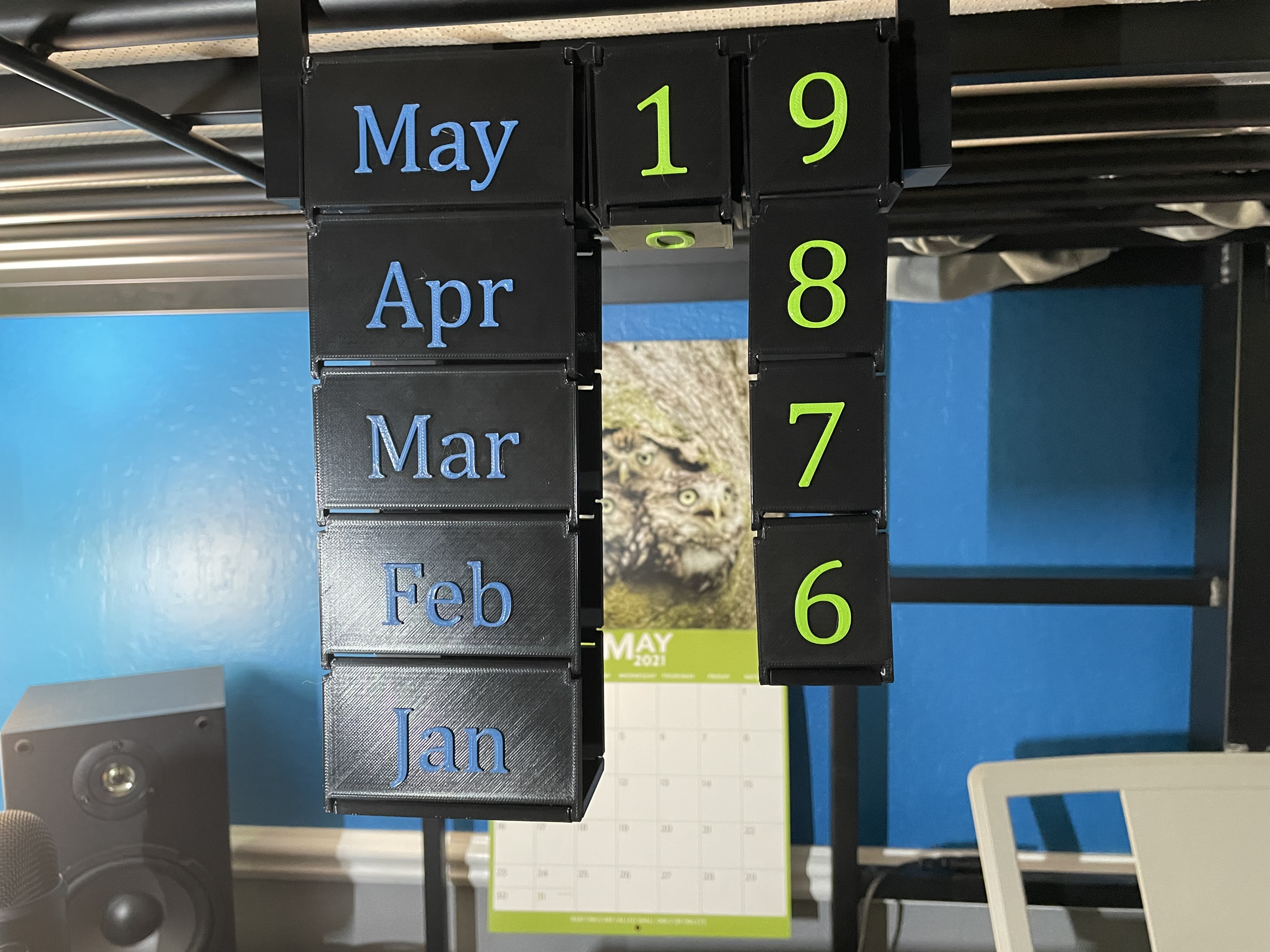 Hanging Calendar