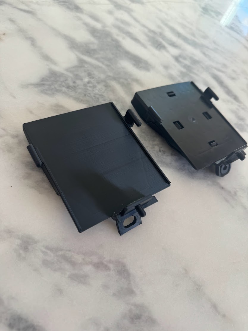 Battery cover for BMW R1250 GSA
