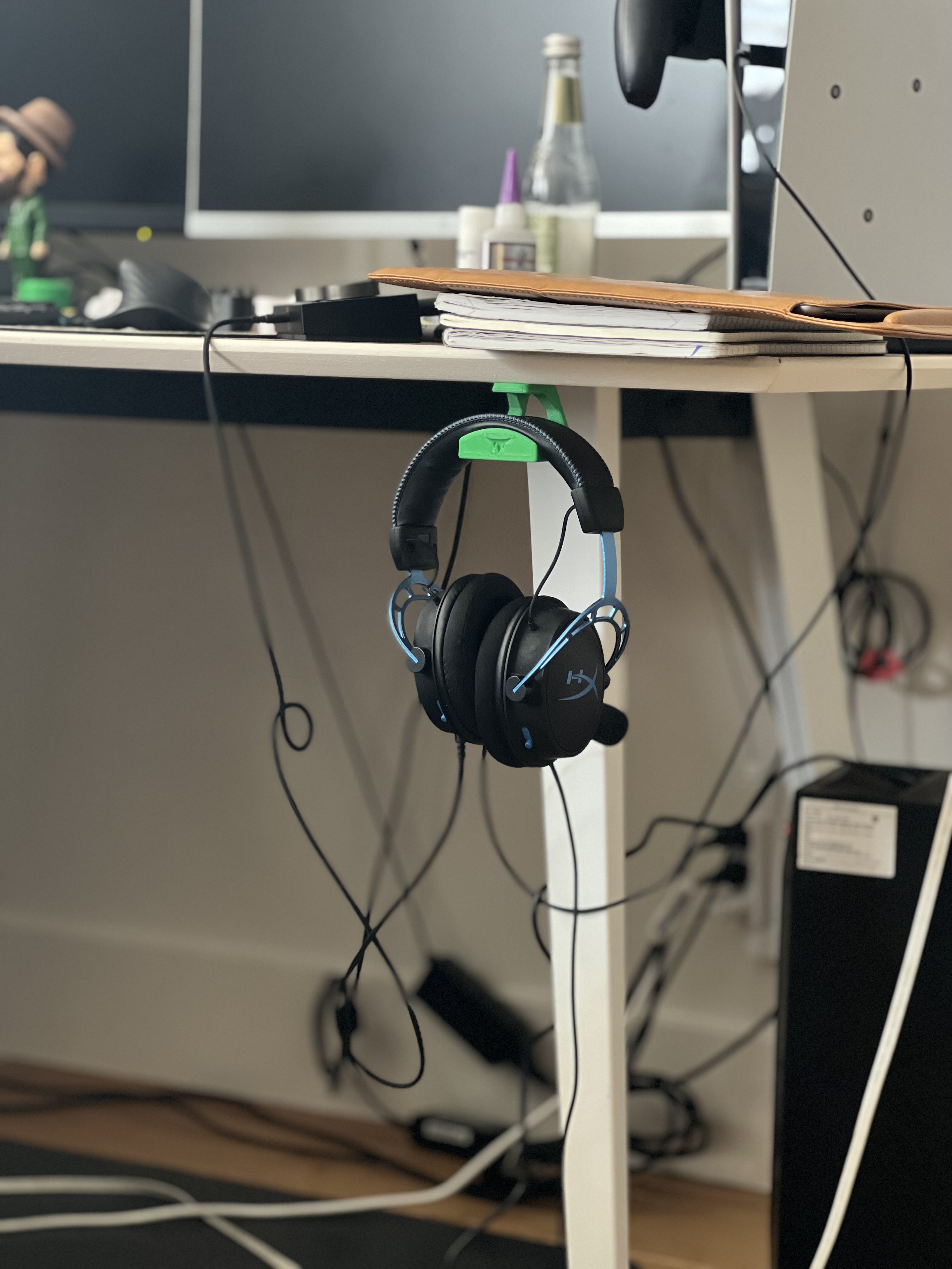 Under desk headphone hanger
