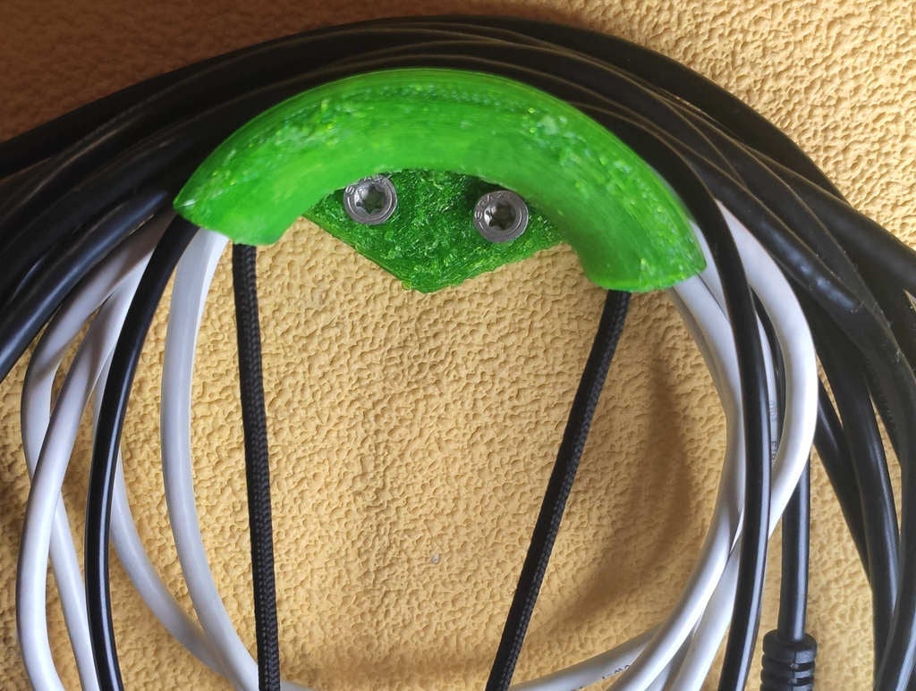 Miniatura 3 do modelo 3D Wall cable holder