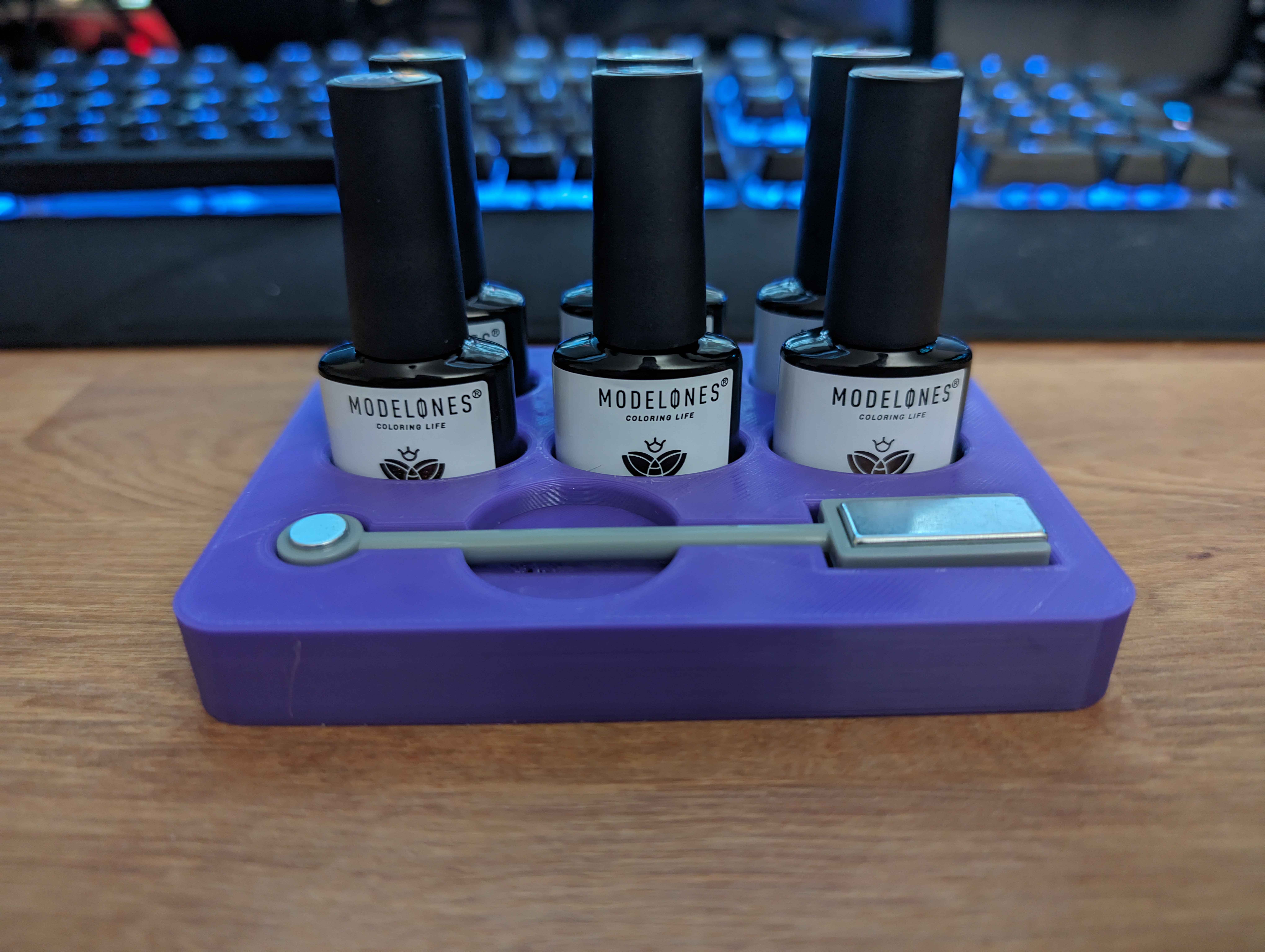 Modelones Gel Polish Holder