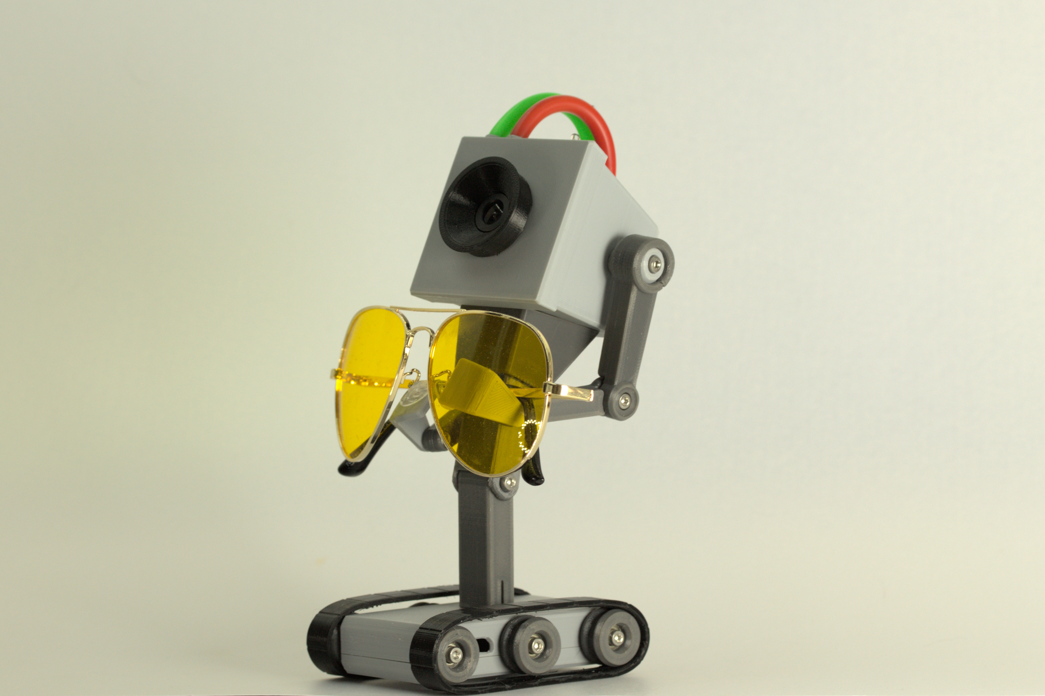 Miniatura 6 do modelo 3D "Butterbot/Purposebot" - 3D Printable Posing Toy