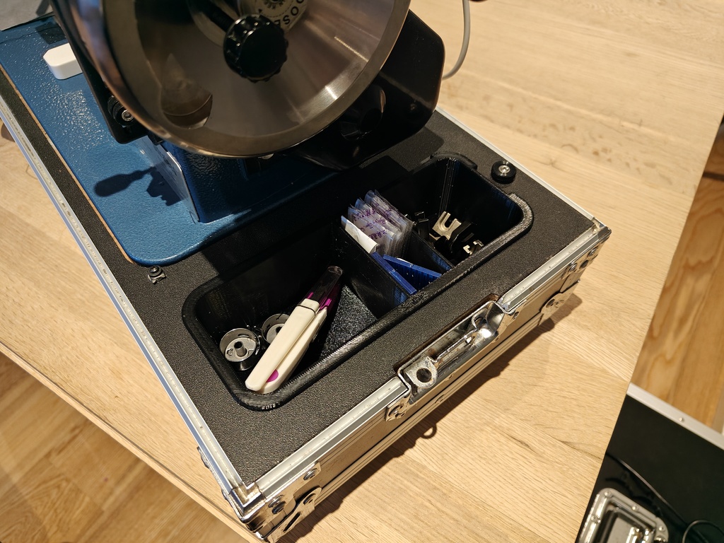 Sailrite ultrafeed utility box — miniatura 2