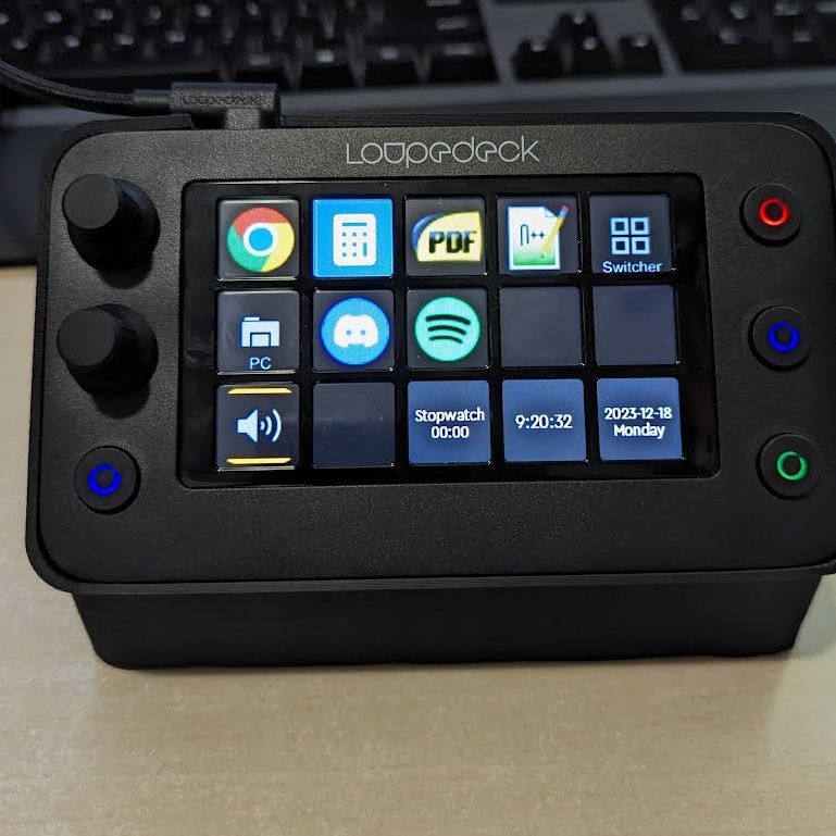 loupedeck-live-s-mounted.jpg