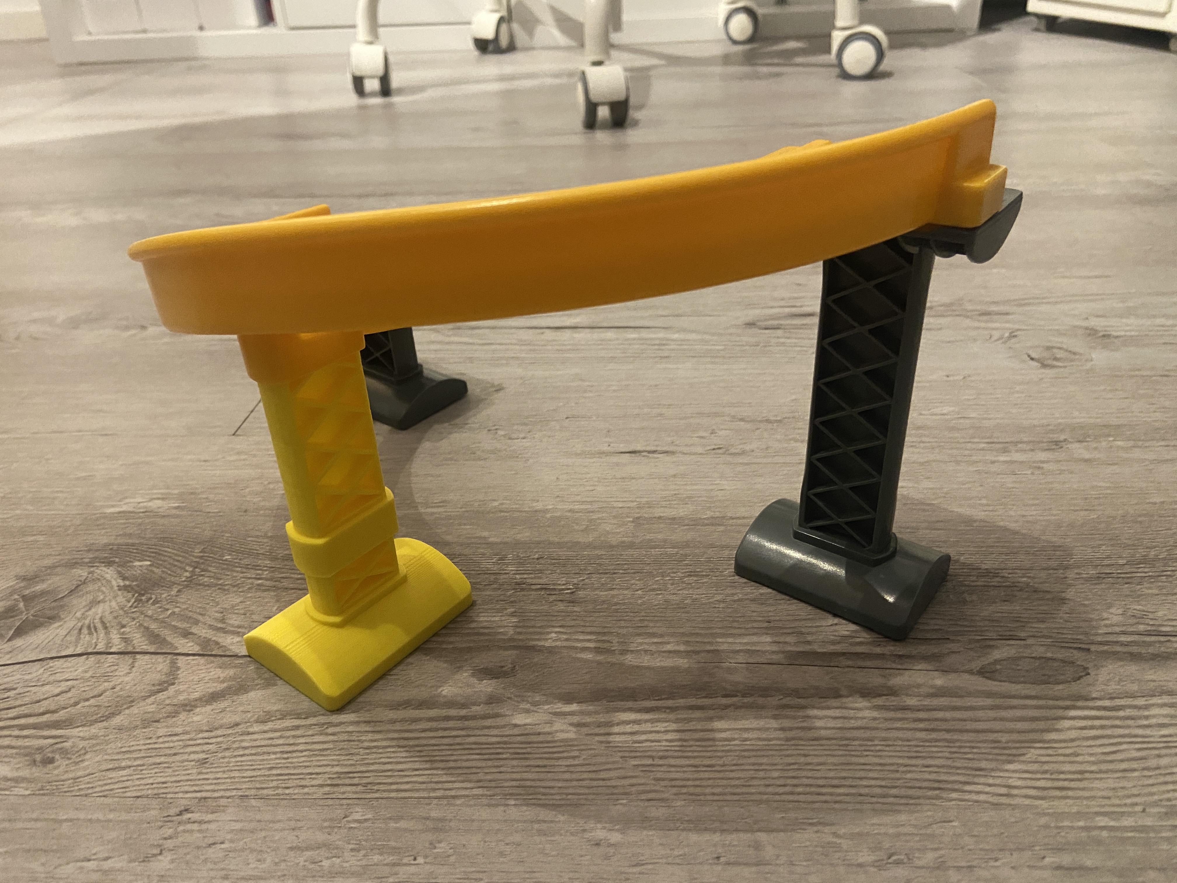 Brio compatible rollcoaster supports