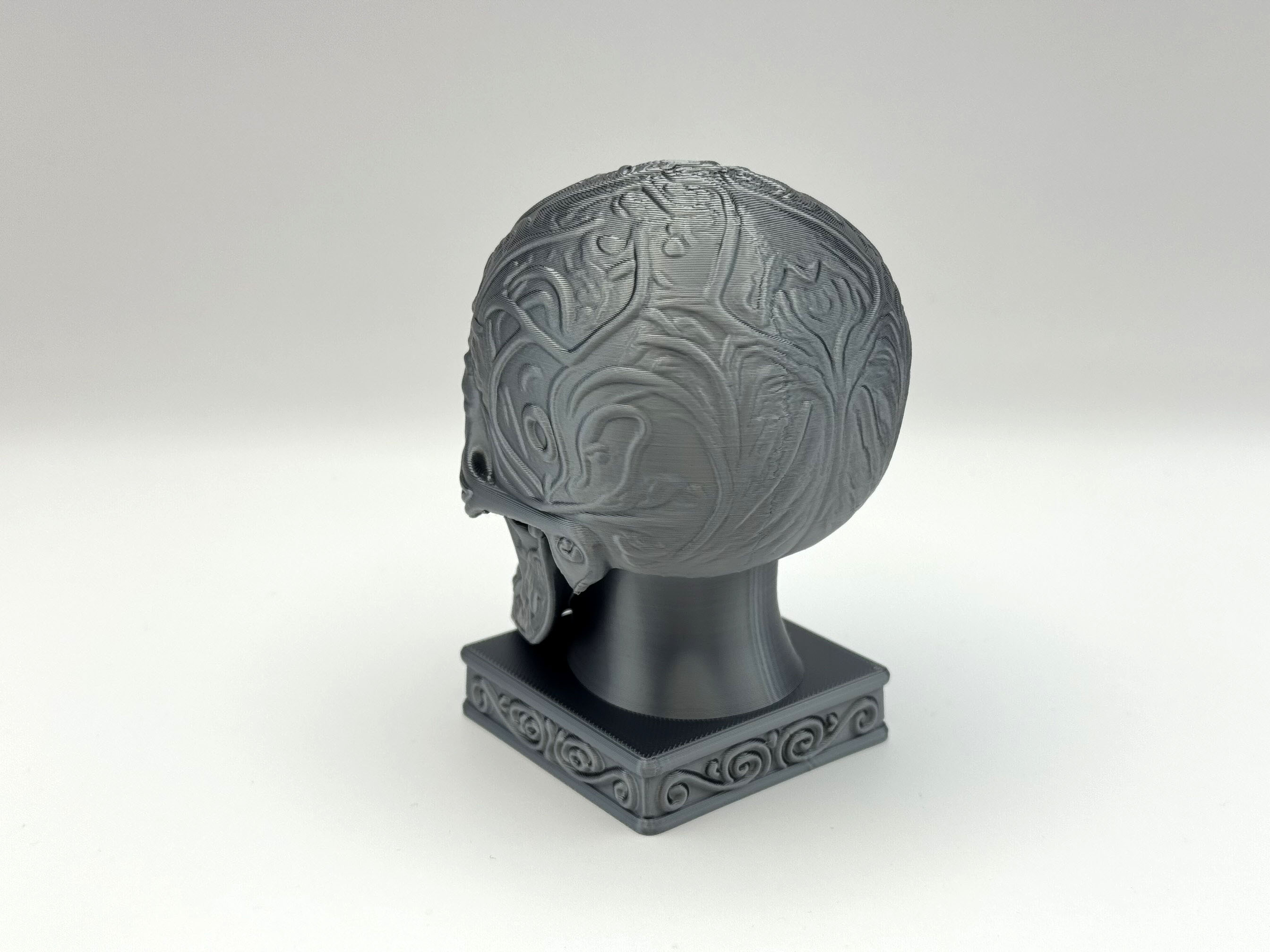Ornate Skull Bust — miniatura 3